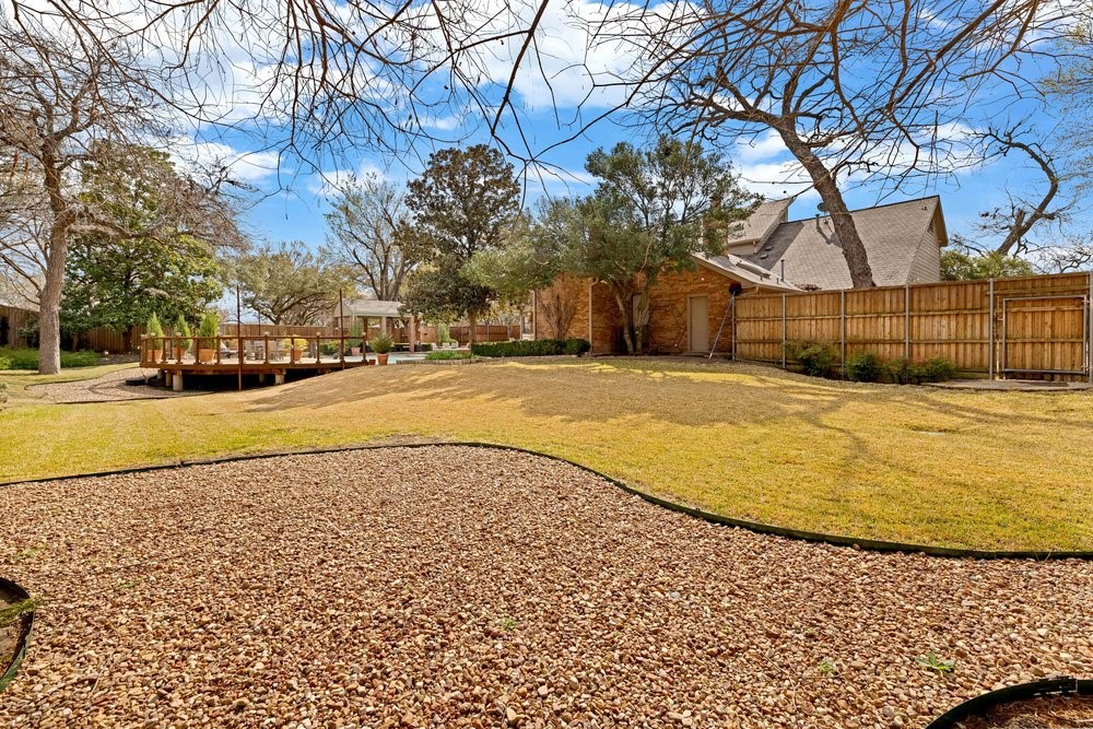 11622 Valleydale Drive Dallas TX 75230