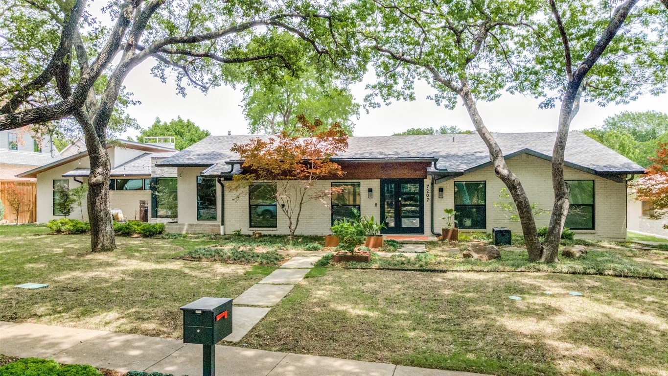 7207 Brennans Drive Dallas TX 75214