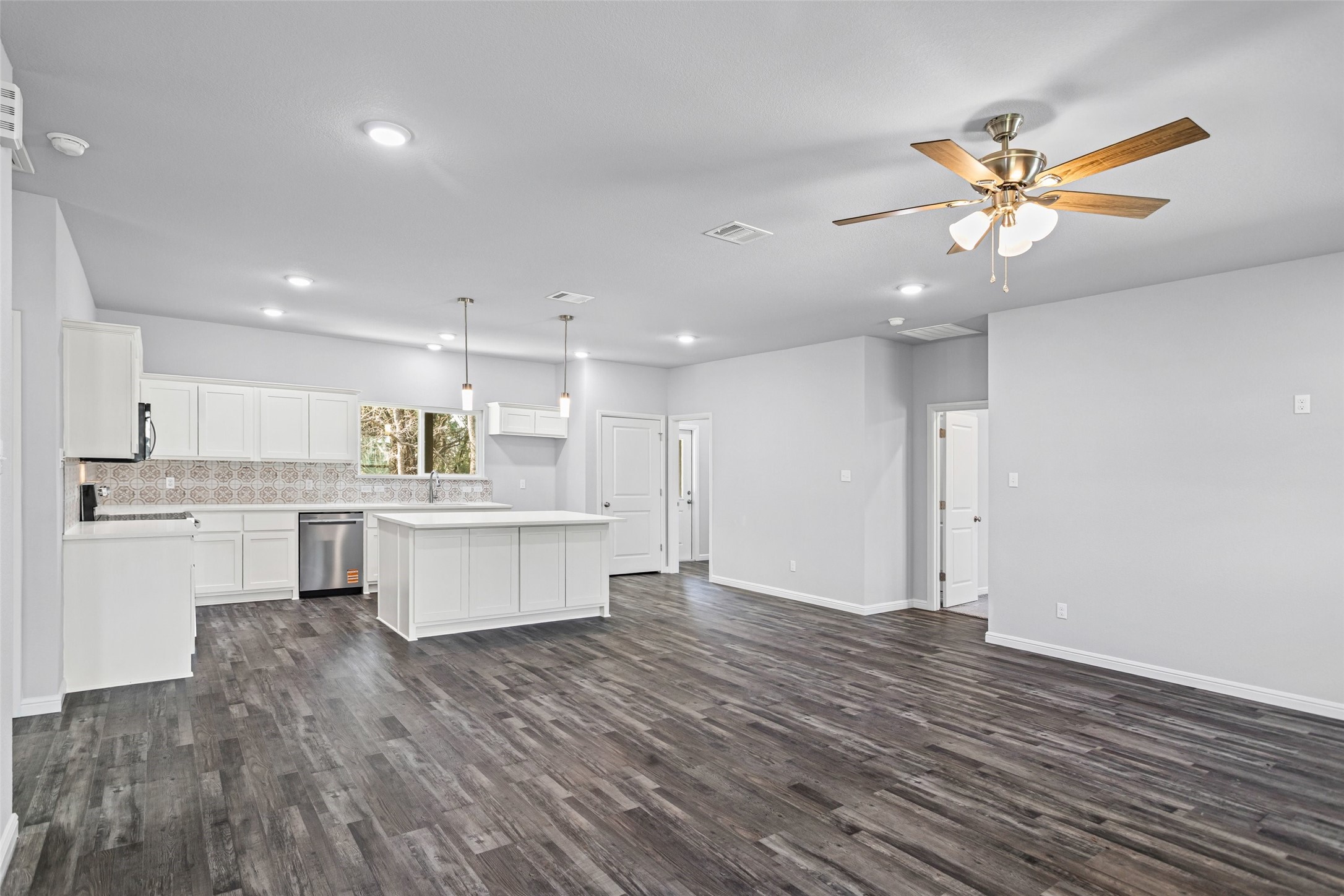 9316 Apache Trail Rio Vista TX 76093