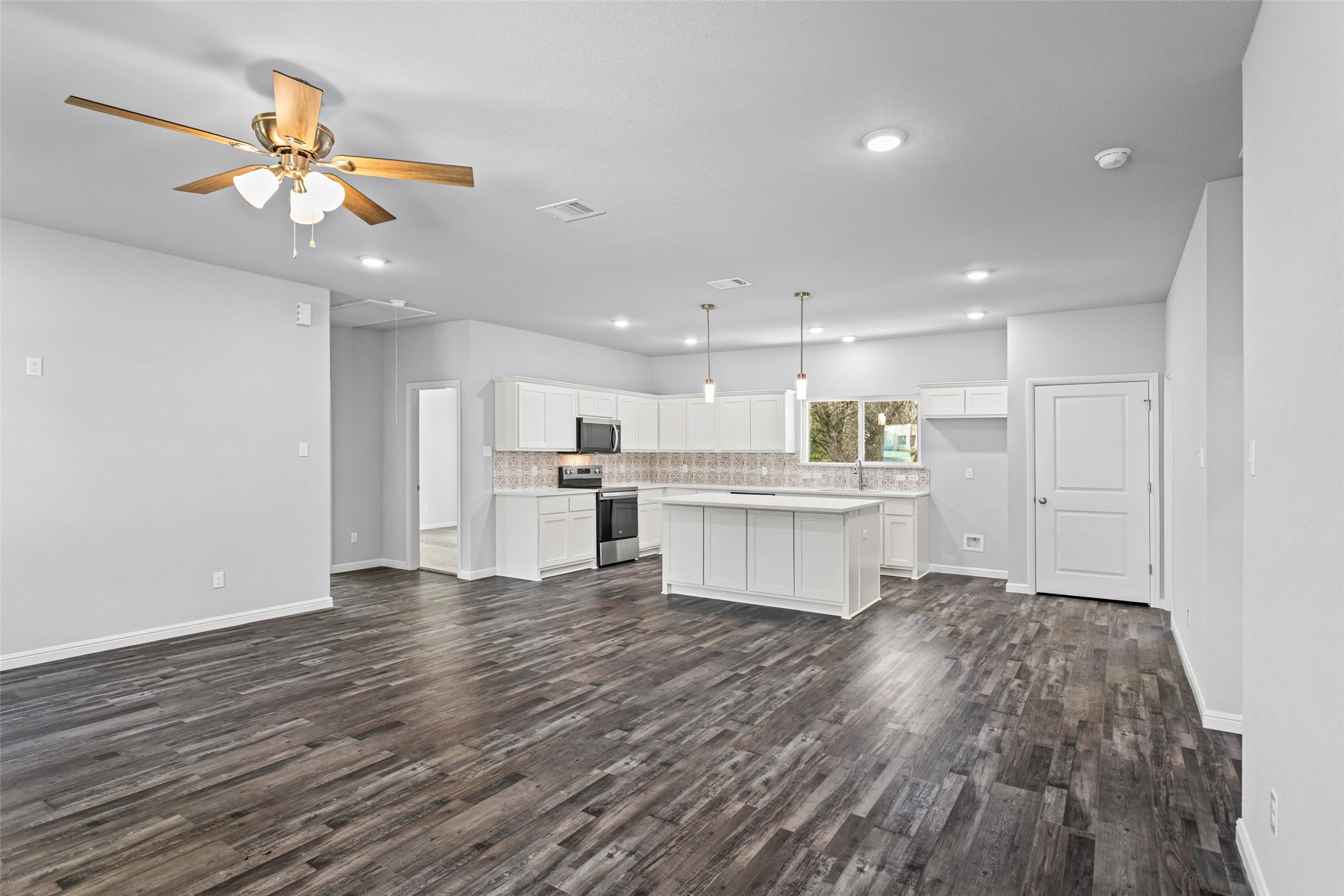 9316 Apache Trail Rio Vista TX 76093