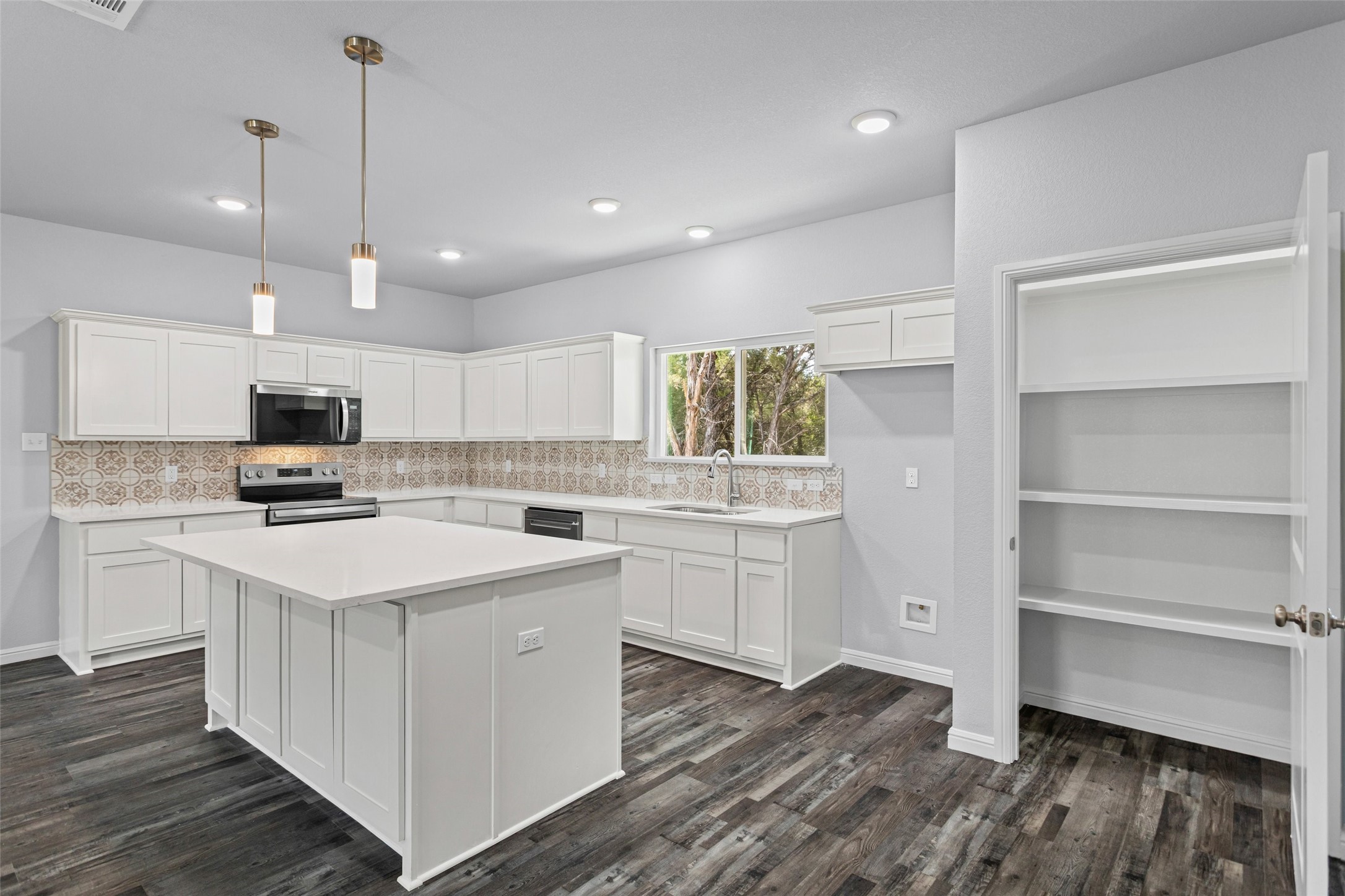 9316 Apache Trail Rio Vista TX 76093