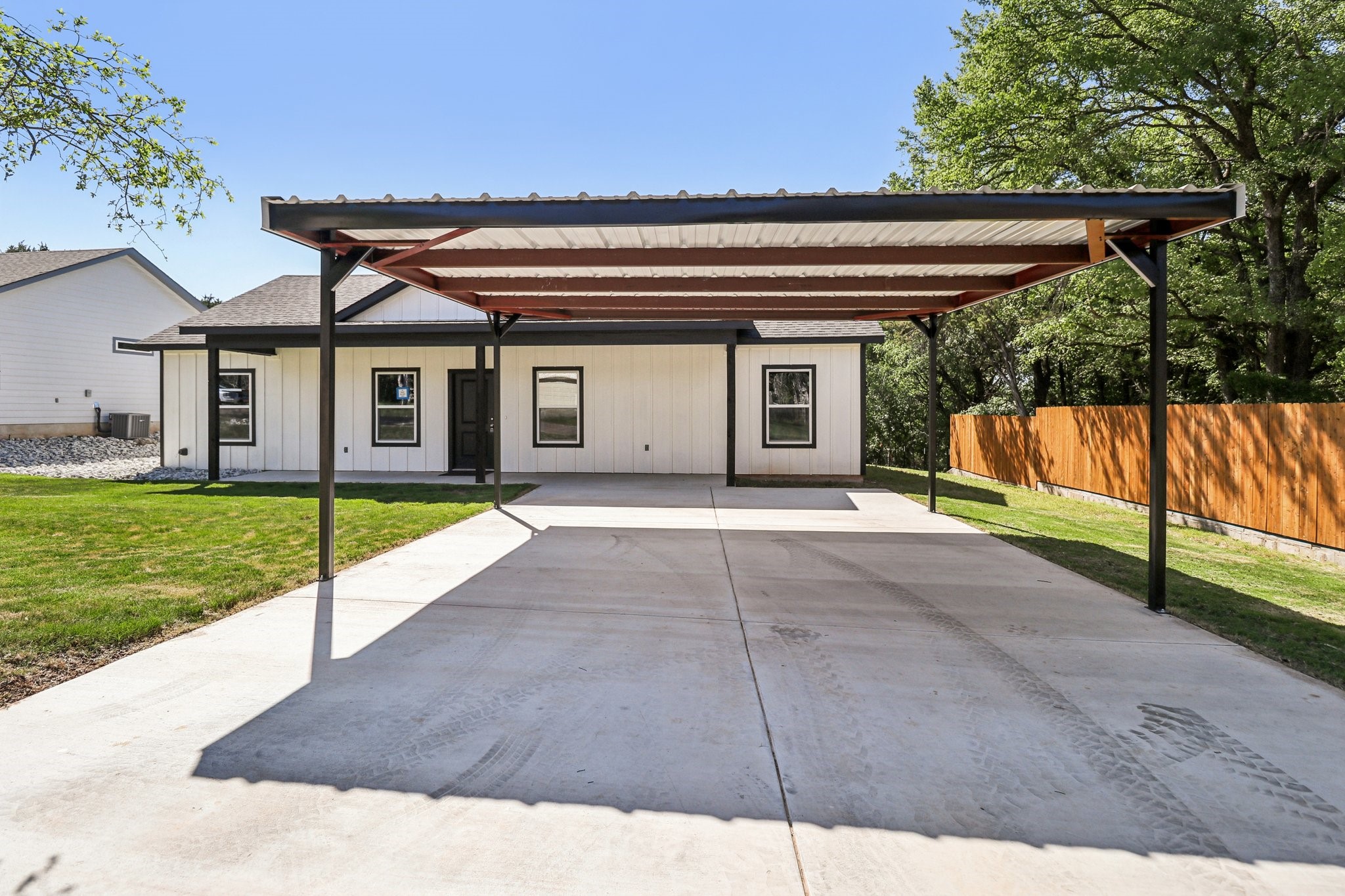 9316 Apache Trail Rio Vista TX 76093