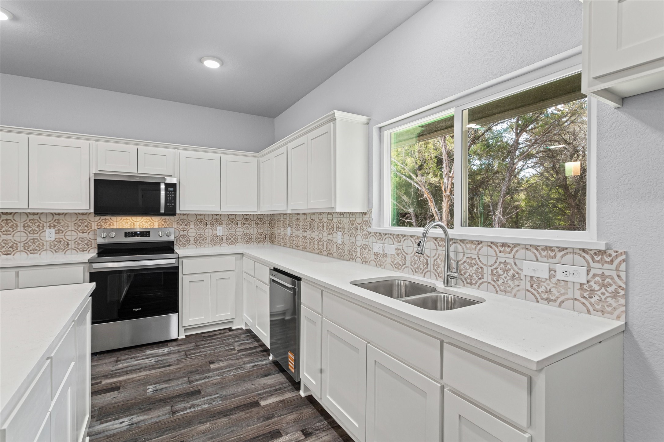 9316 Apache Trail Rio Vista TX 76093
