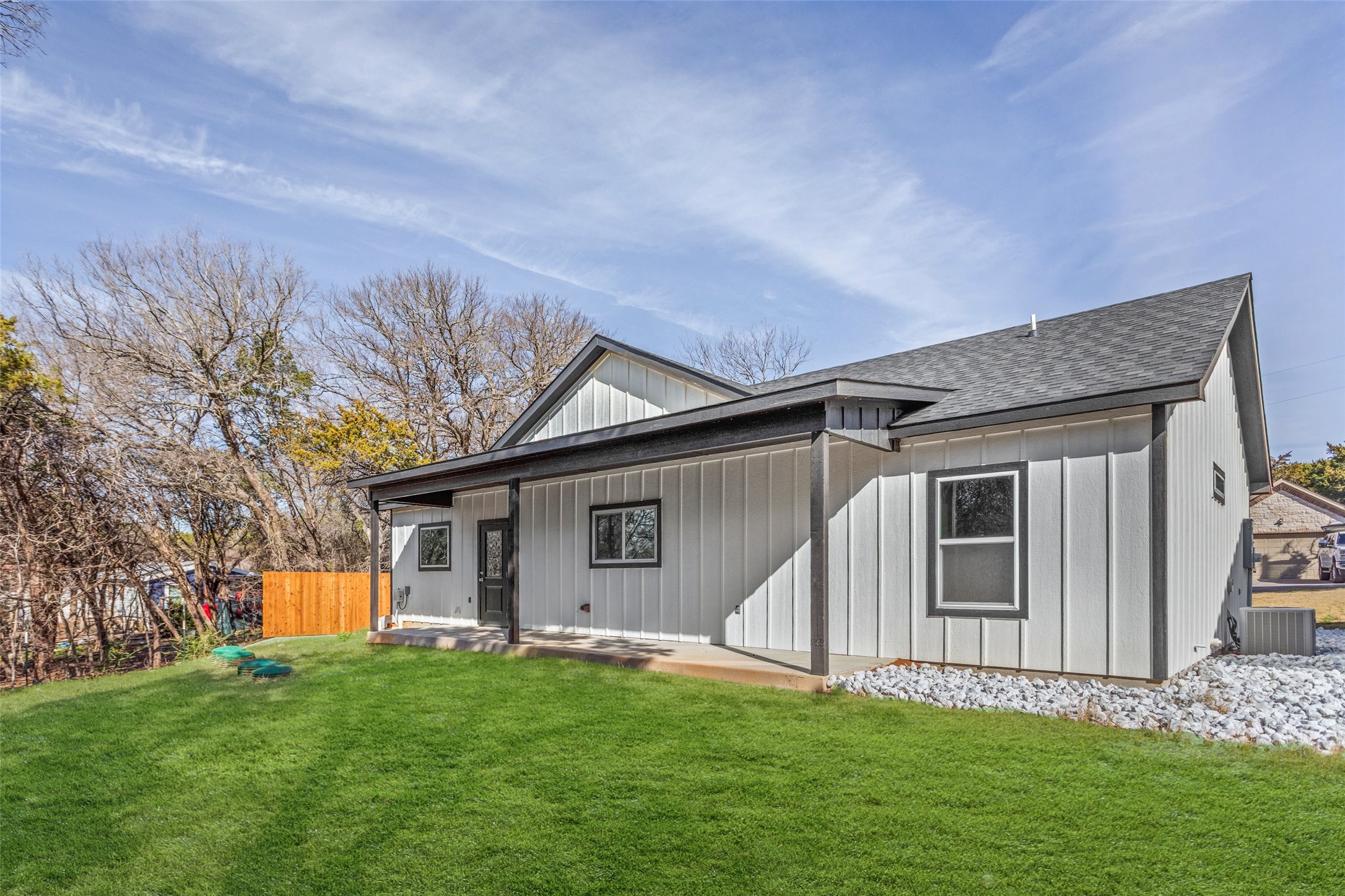 9316 Apache Trail Rio Vista TX 76093