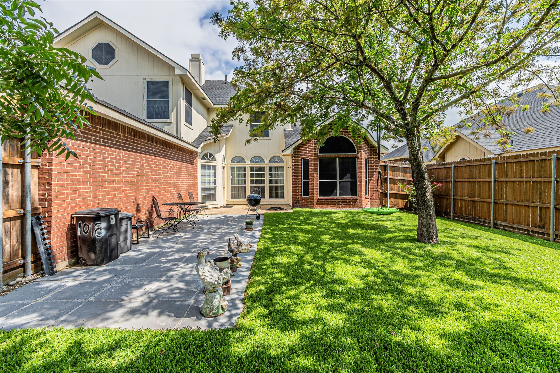 1018 Sumner Drive Mesquite TX 75149