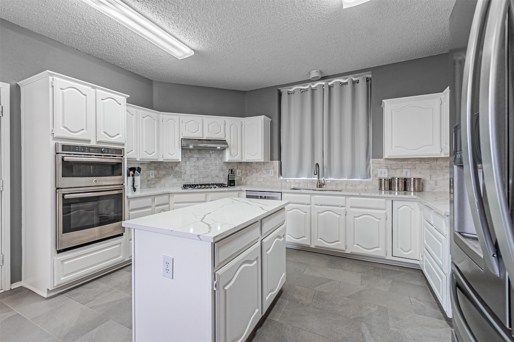 1018 Sumner Drive Mesquite TX 75149