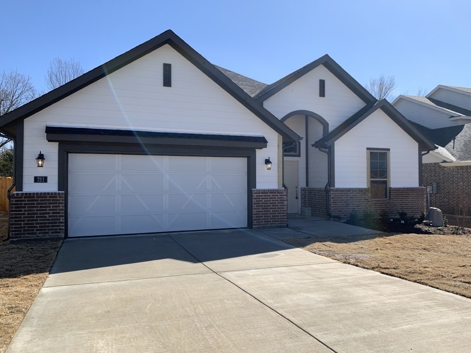 721 Copley Street Sherman TX 75090