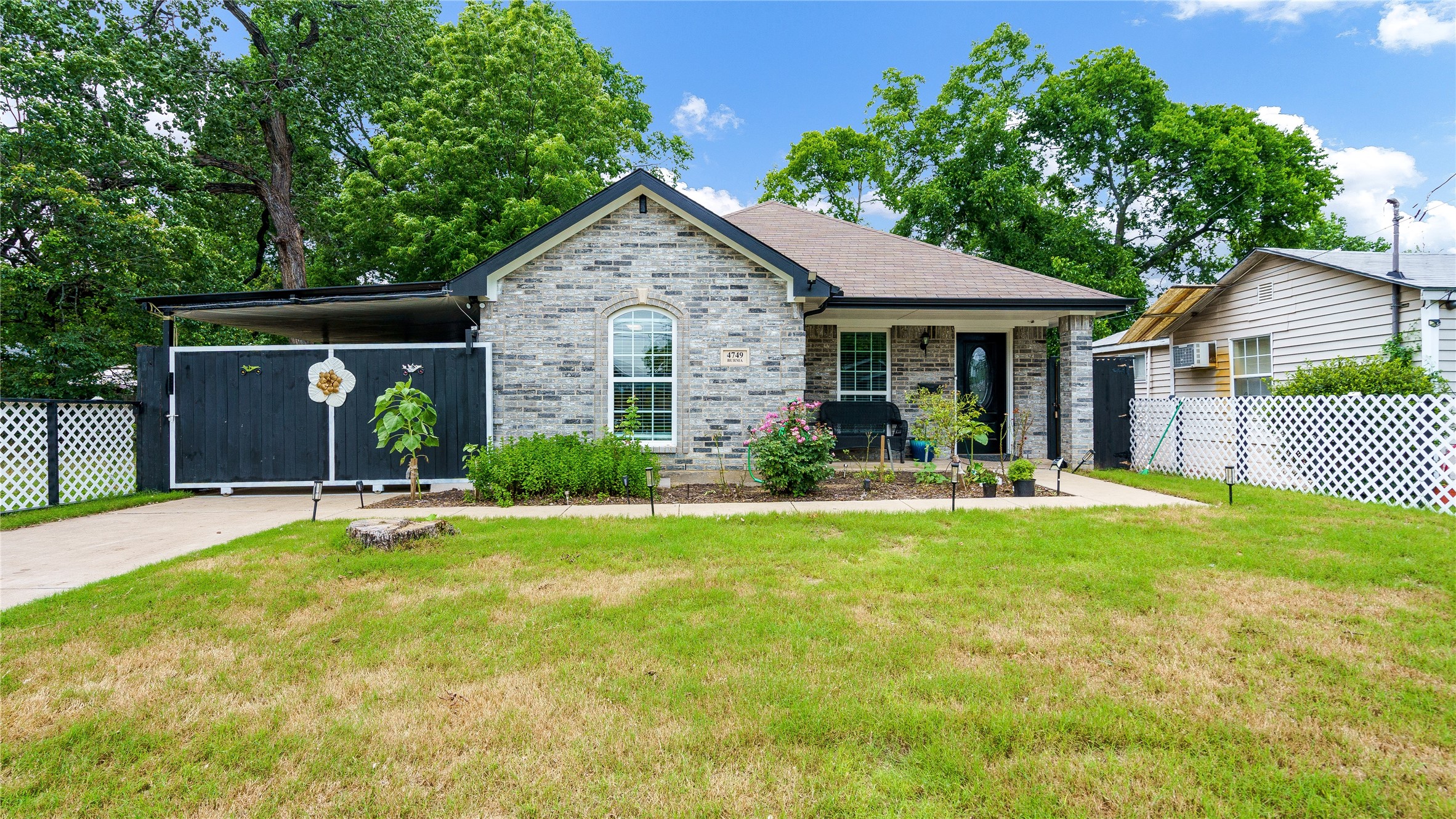 4749 Burma Road Dallas TX 75216