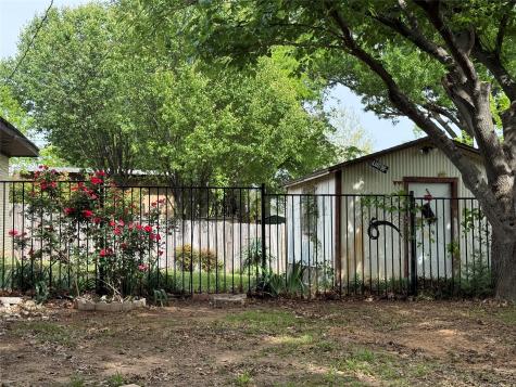 837 Hillside Drive Sherman TX 75090