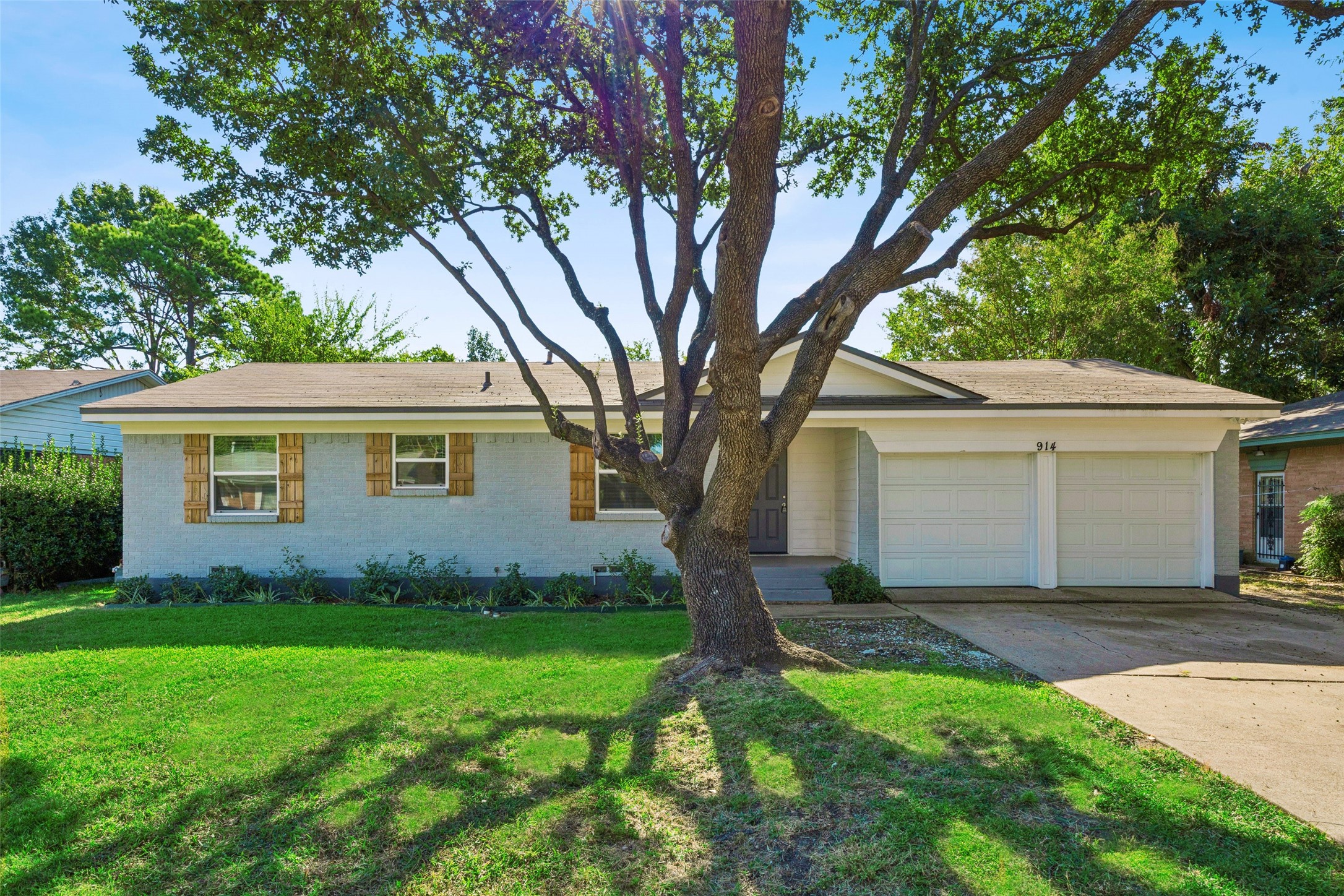 914 Royal Street Forney TX 75126