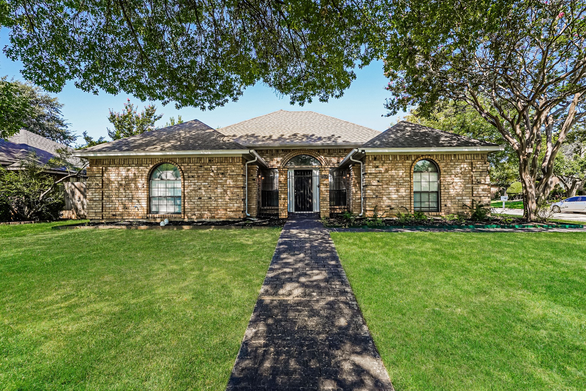 2206 Reading Road Arlington TX 76011