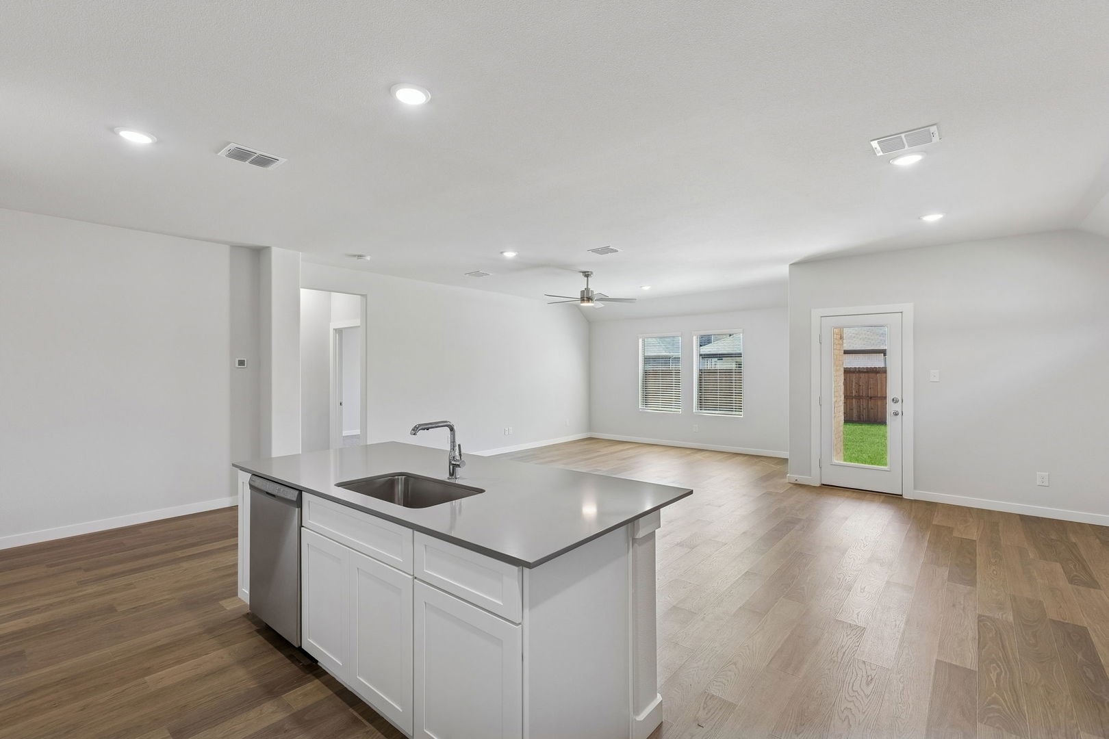 1421 Sugarberry Lane Alvarado TX 76009