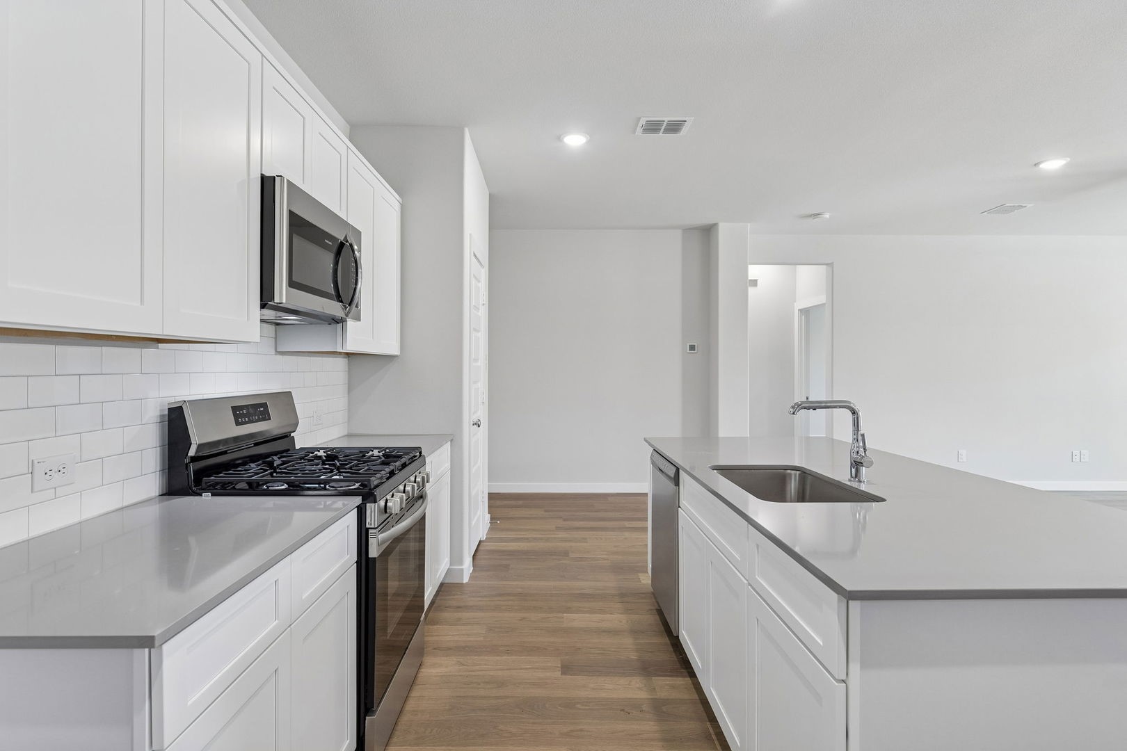 1421 Sugarberry Lane Alvarado TX 76009