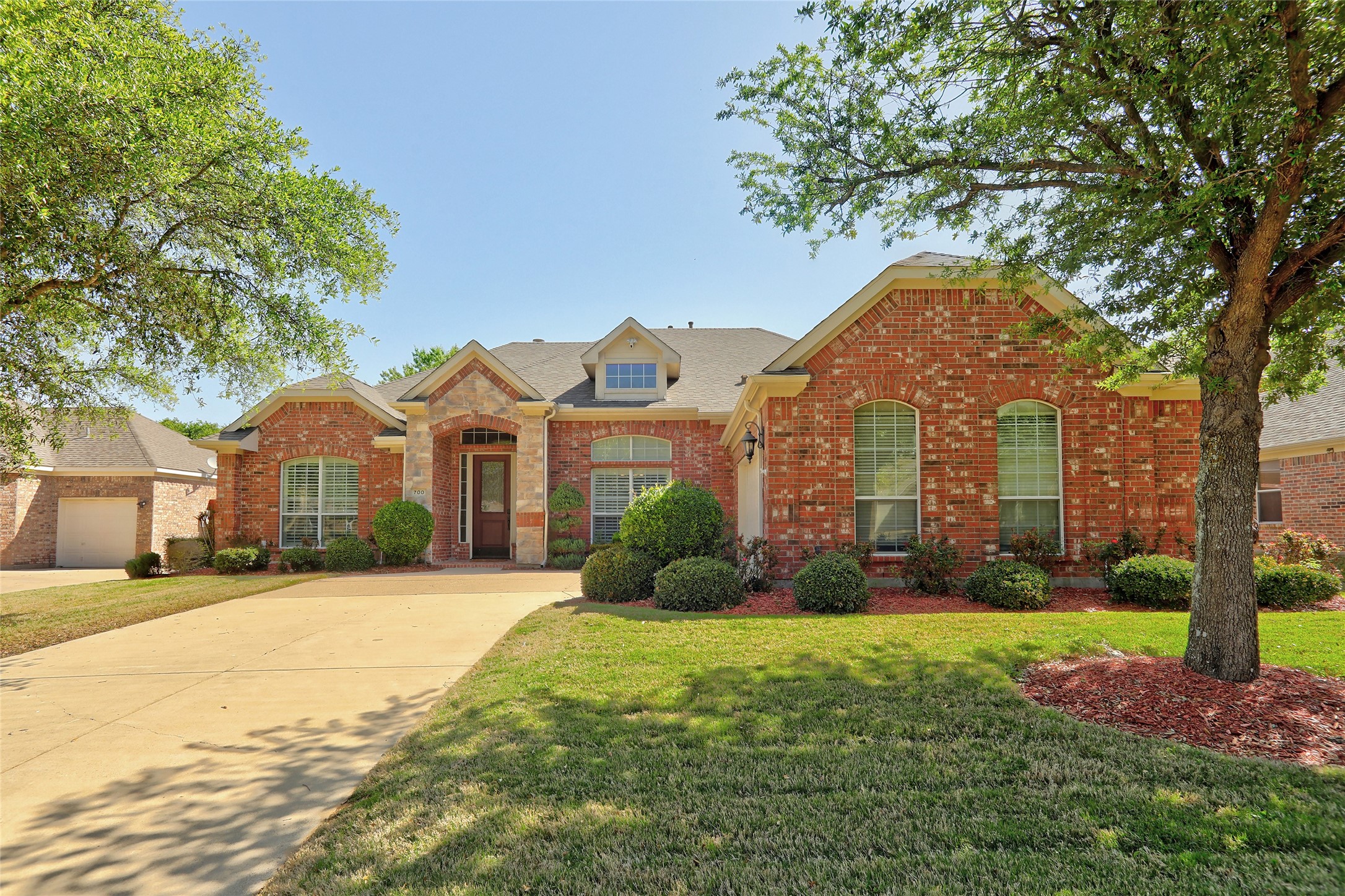 700 Walnut Hollow Drive Mansfield TX 76063