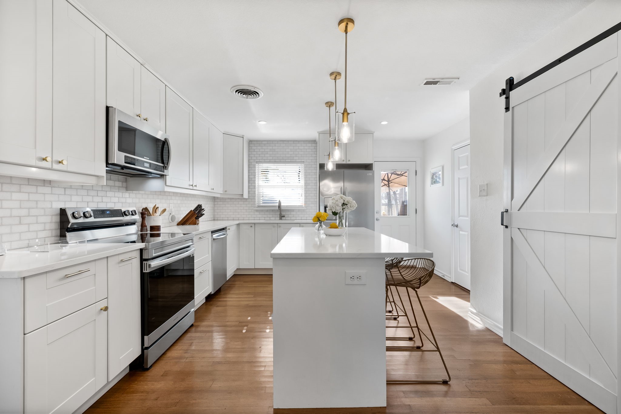 8911 Larchwood Drive Dallas TX 75238