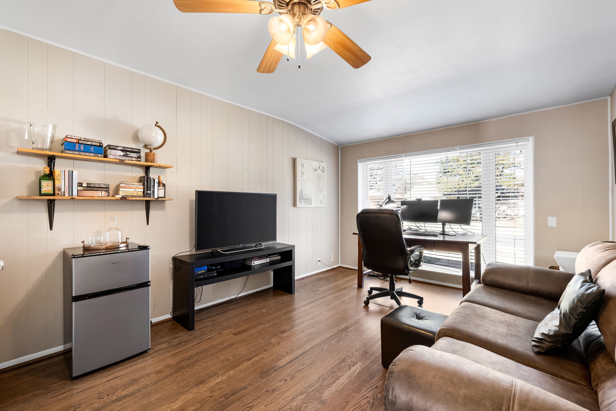 8911 Larchwood Drive Dallas TX 75238