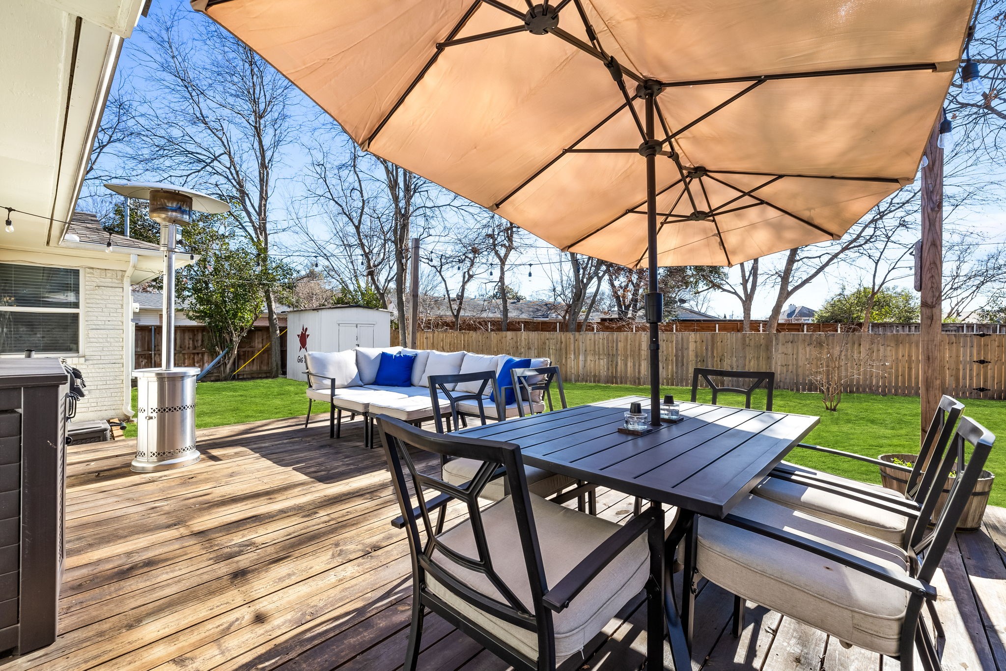8911 Larchwood Drive Dallas TX 75238