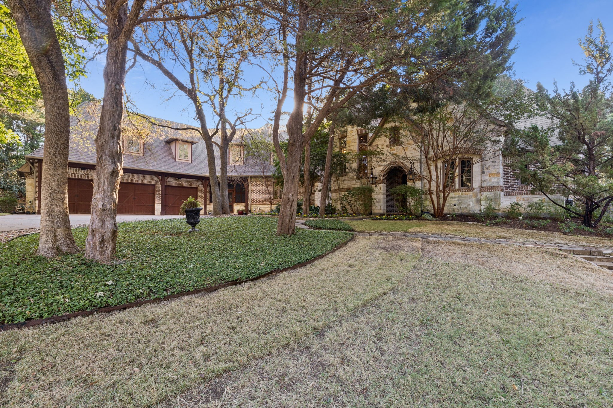 2306 Autumn Run Court Cedar Hill TX 75104