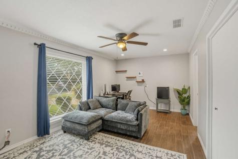 1705 Louella Court Hurst TX 76054