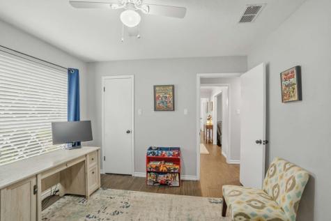 1705 Louella Court Hurst TX 76054