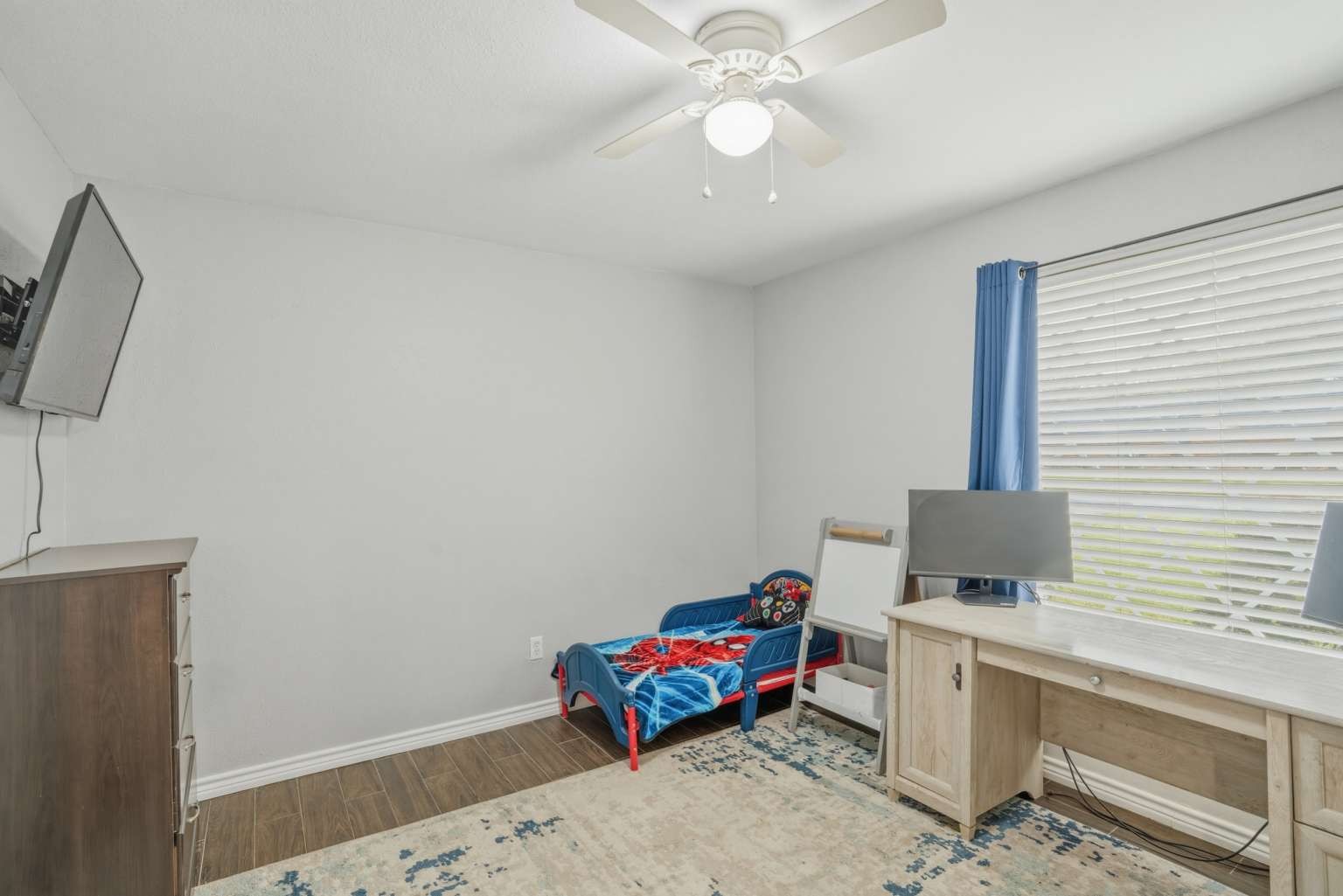 1705 Louella Court Hurst TX 76054