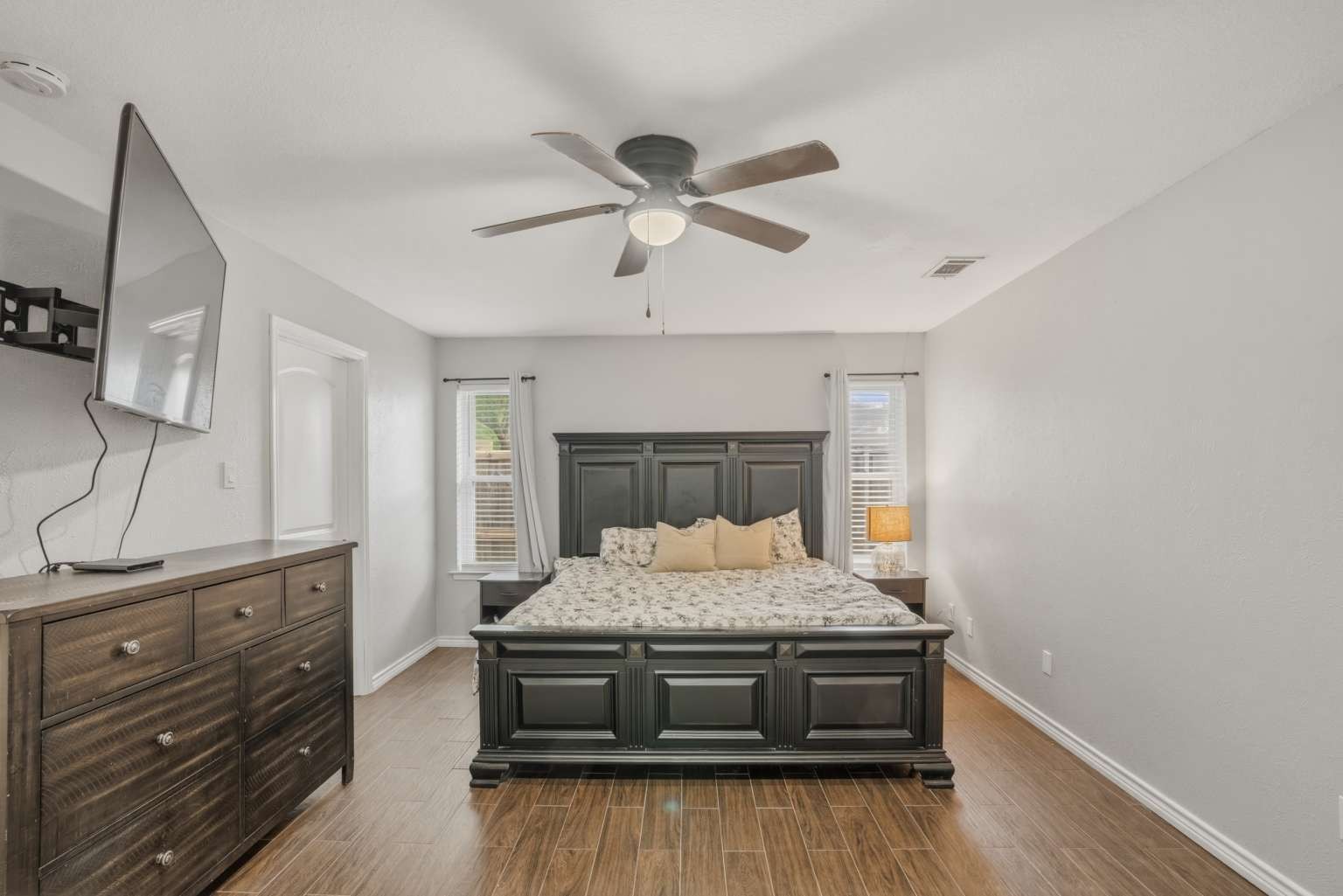 1705 Louella Court Hurst TX 76054