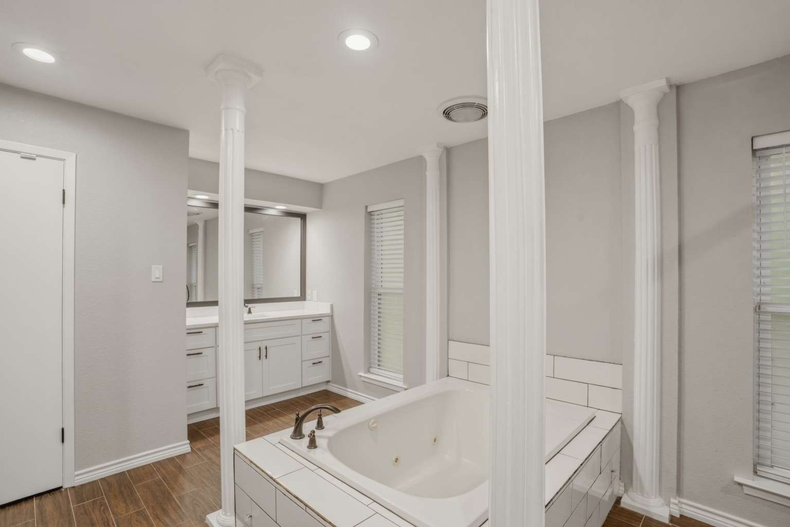 1705 Louella Court Hurst TX 76054