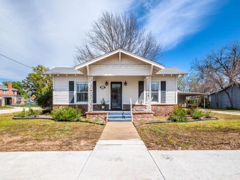 1301 S Commercial Avenue Coleman TX 76834