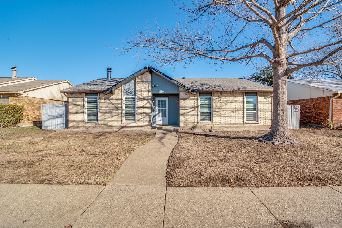 1914 Glencrest Lane Garland TX 75040