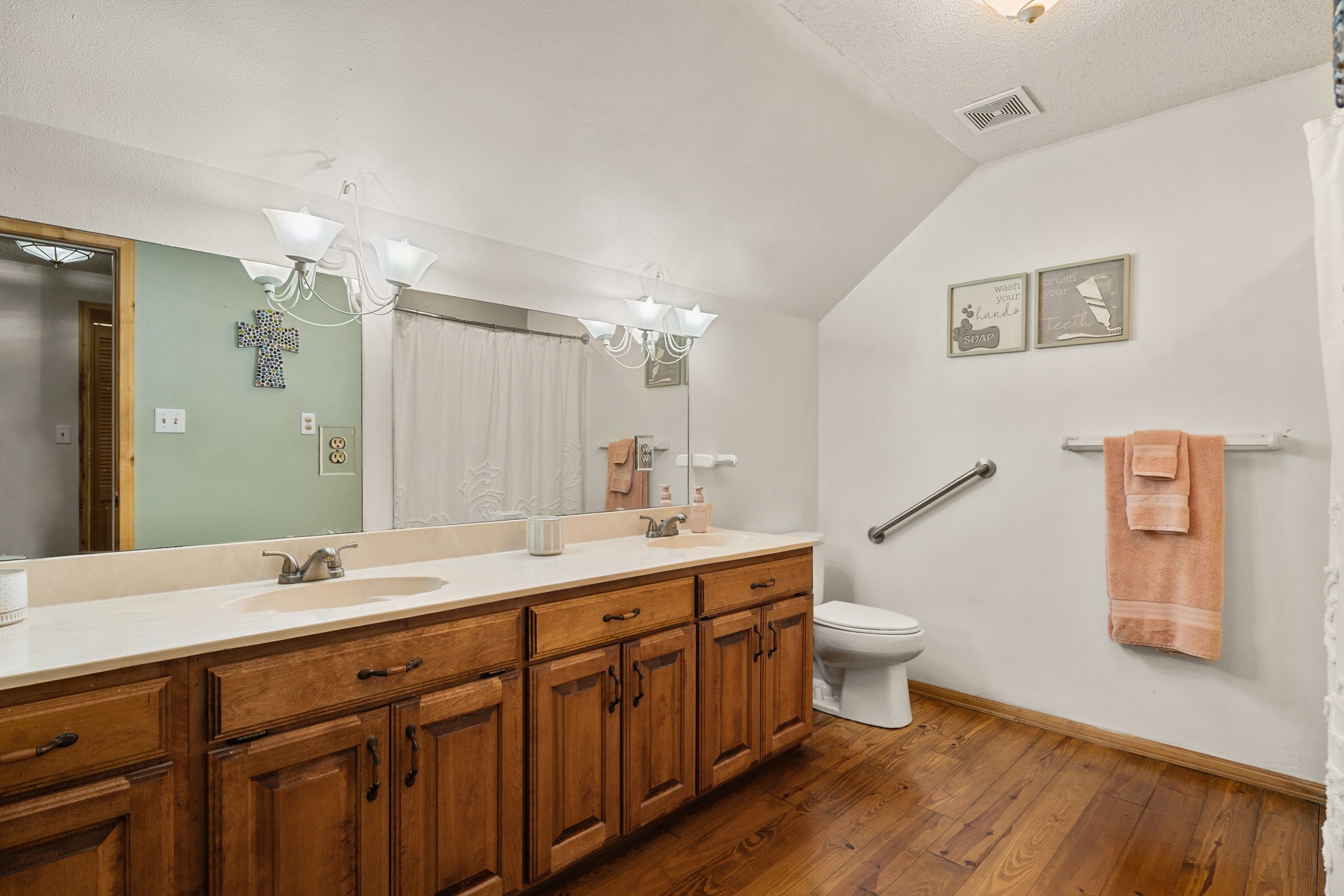 1081 County Road 3875 Mineola TX 75773