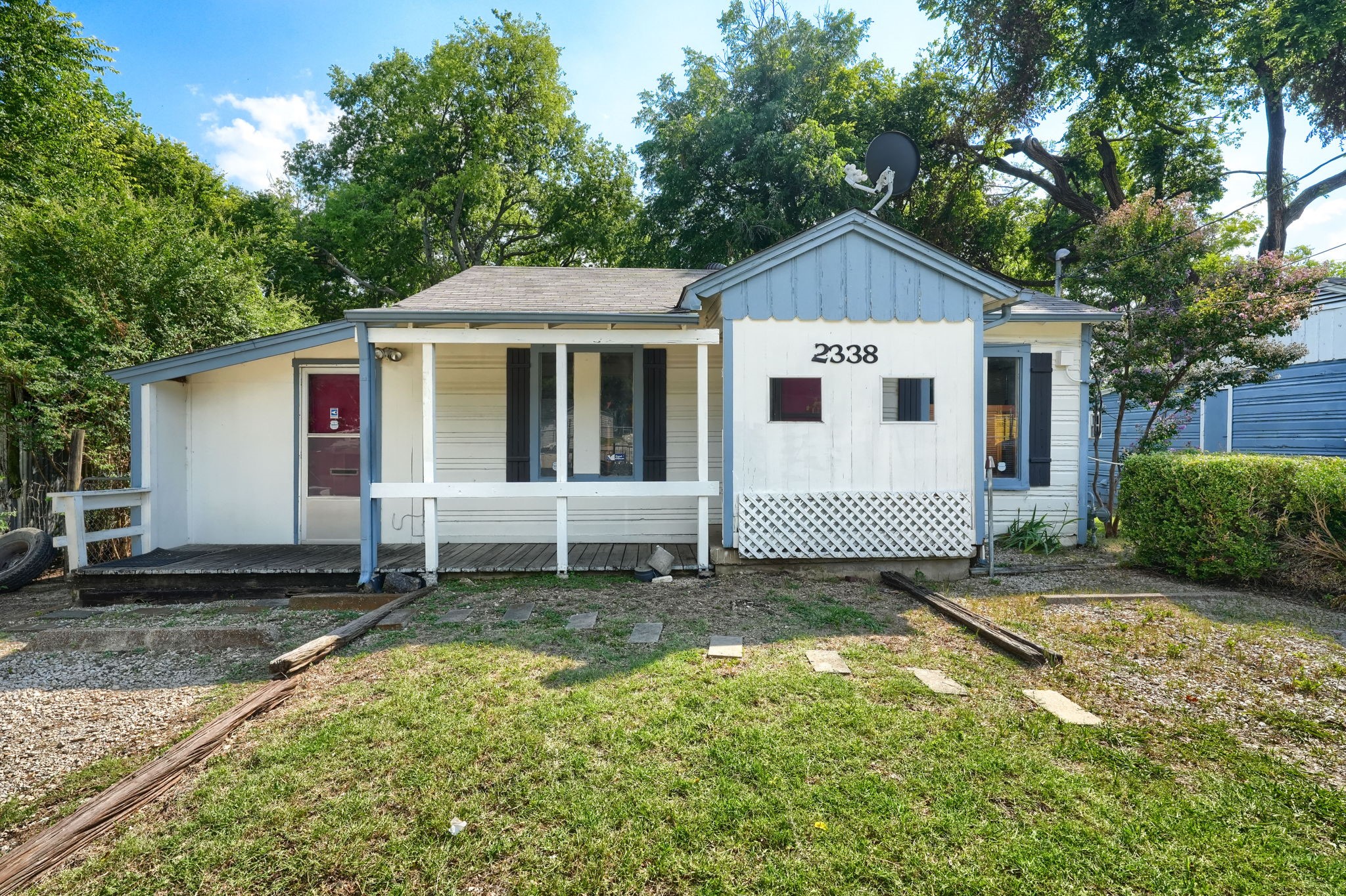 2338 Charles Street Dallas TX 75228