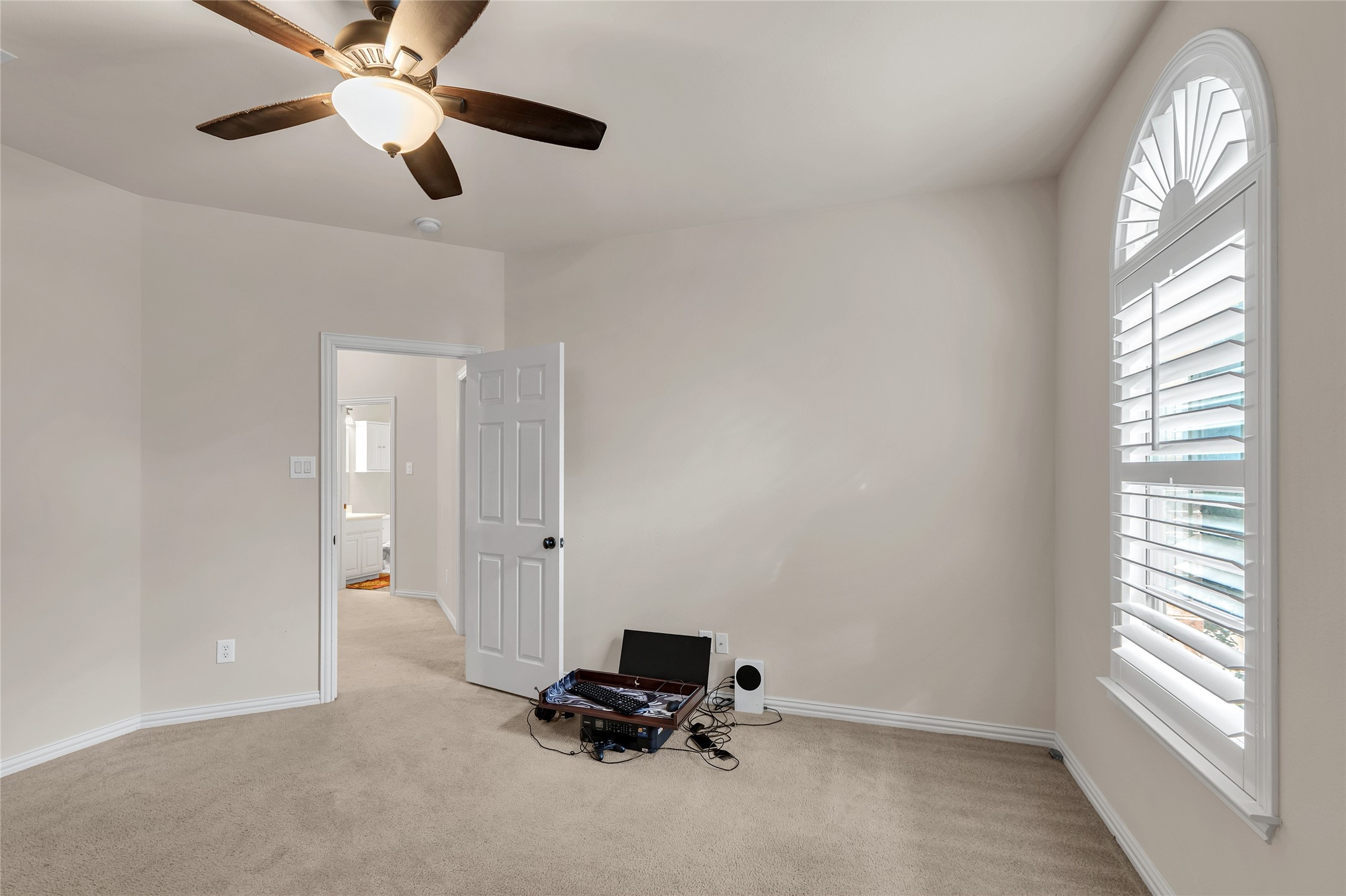 1217 Wynne Drive Garland TX 75044