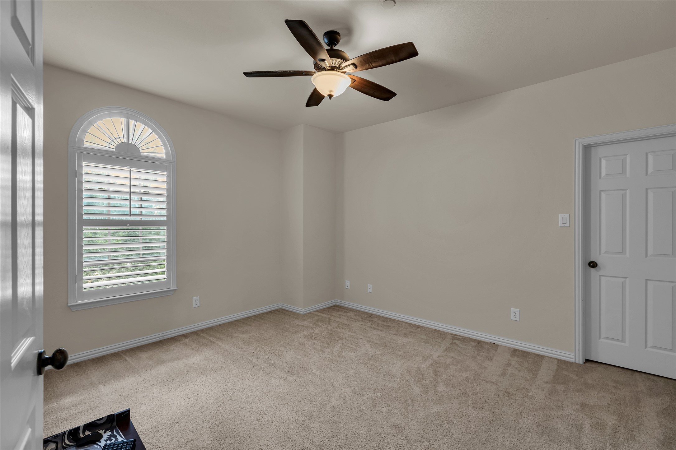 1217 Wynne Drive Garland TX 75044