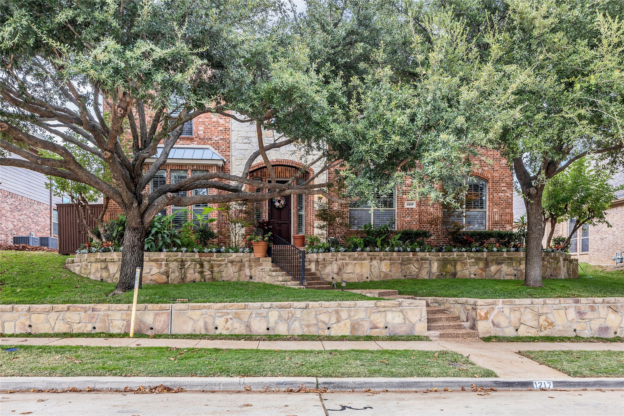 1217 Wynne Drive Garland TX 75044