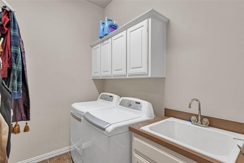 1217 Wynne Drive Garland TX 75044