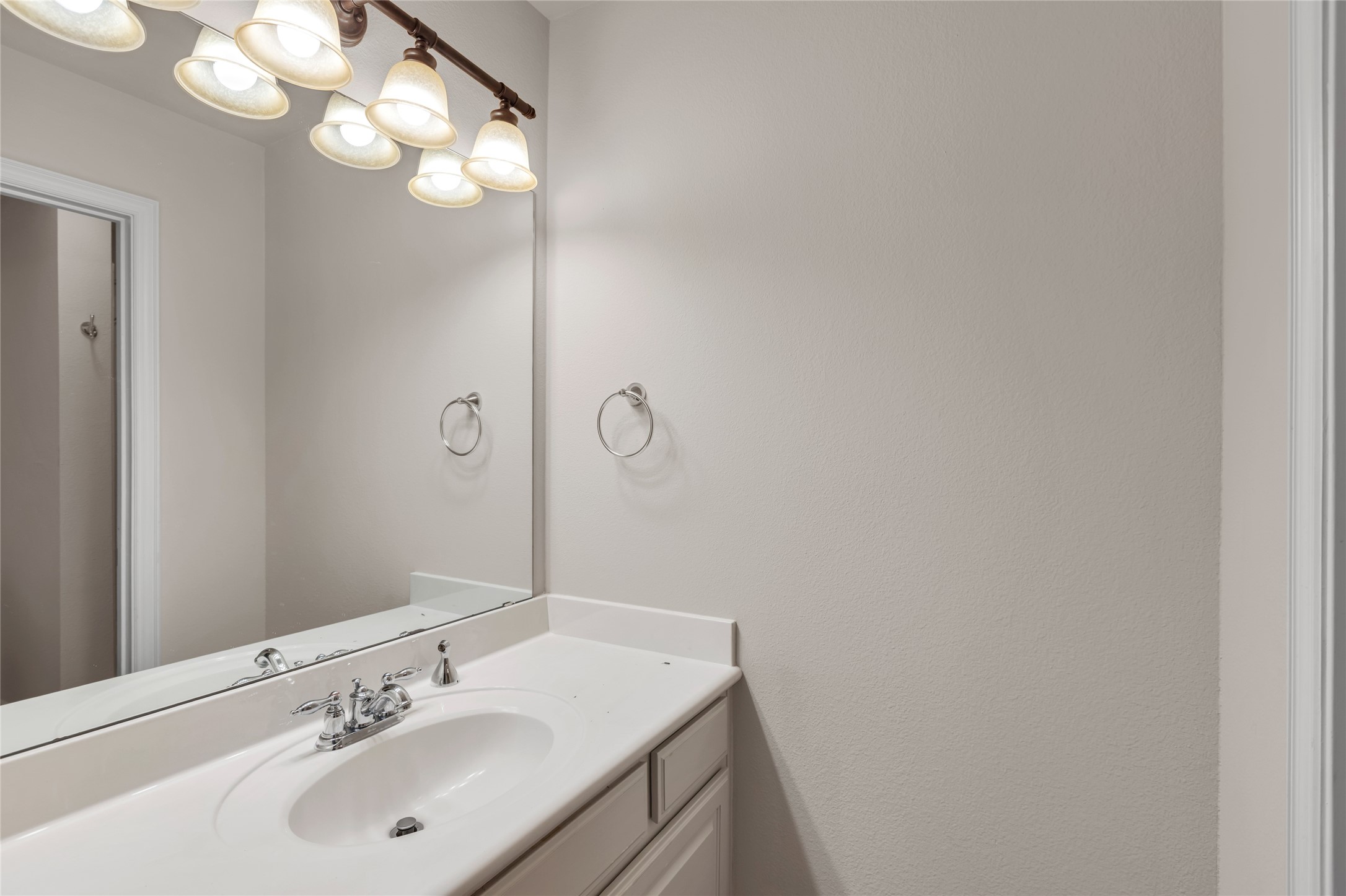 1217 Wynne Drive Garland TX 75044