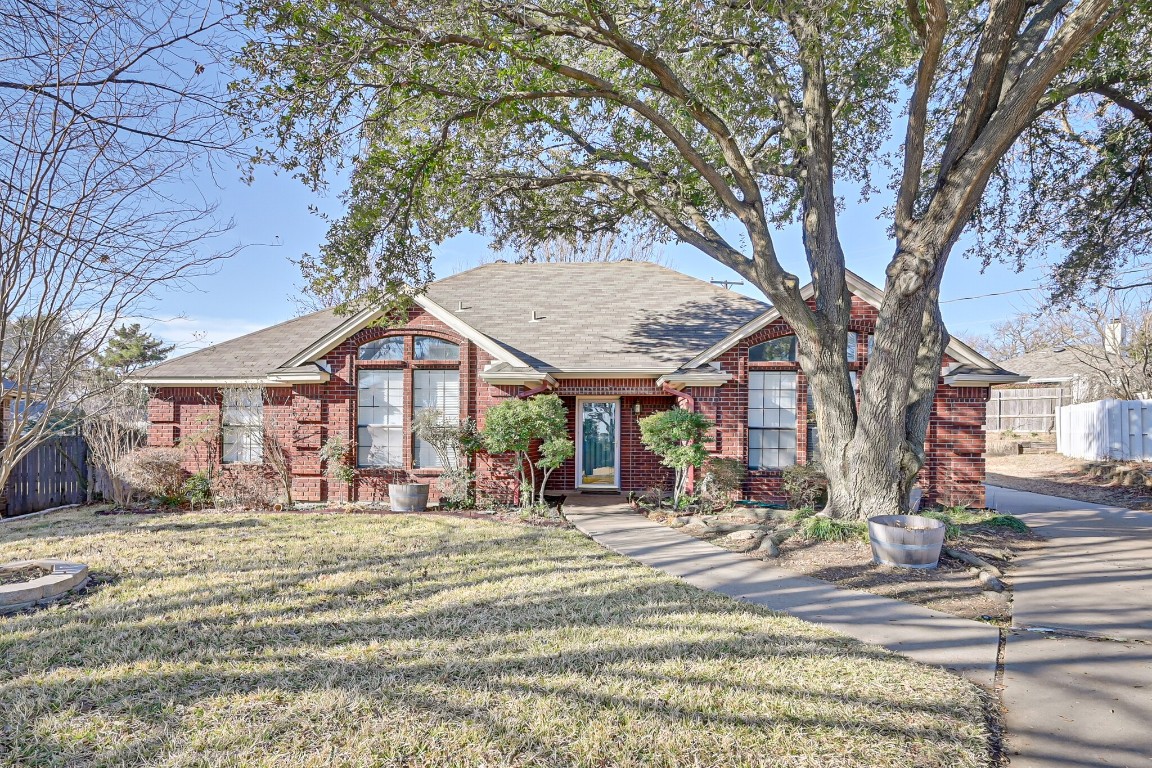 4102 Autumn Ridge Court Arlington TX 76016