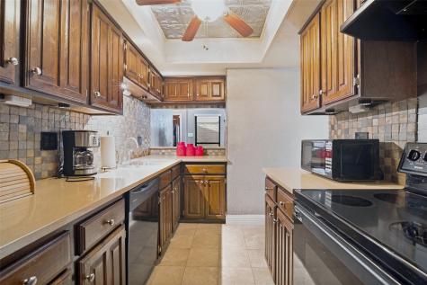 5117 Burlingame Drive Garland TX 75043