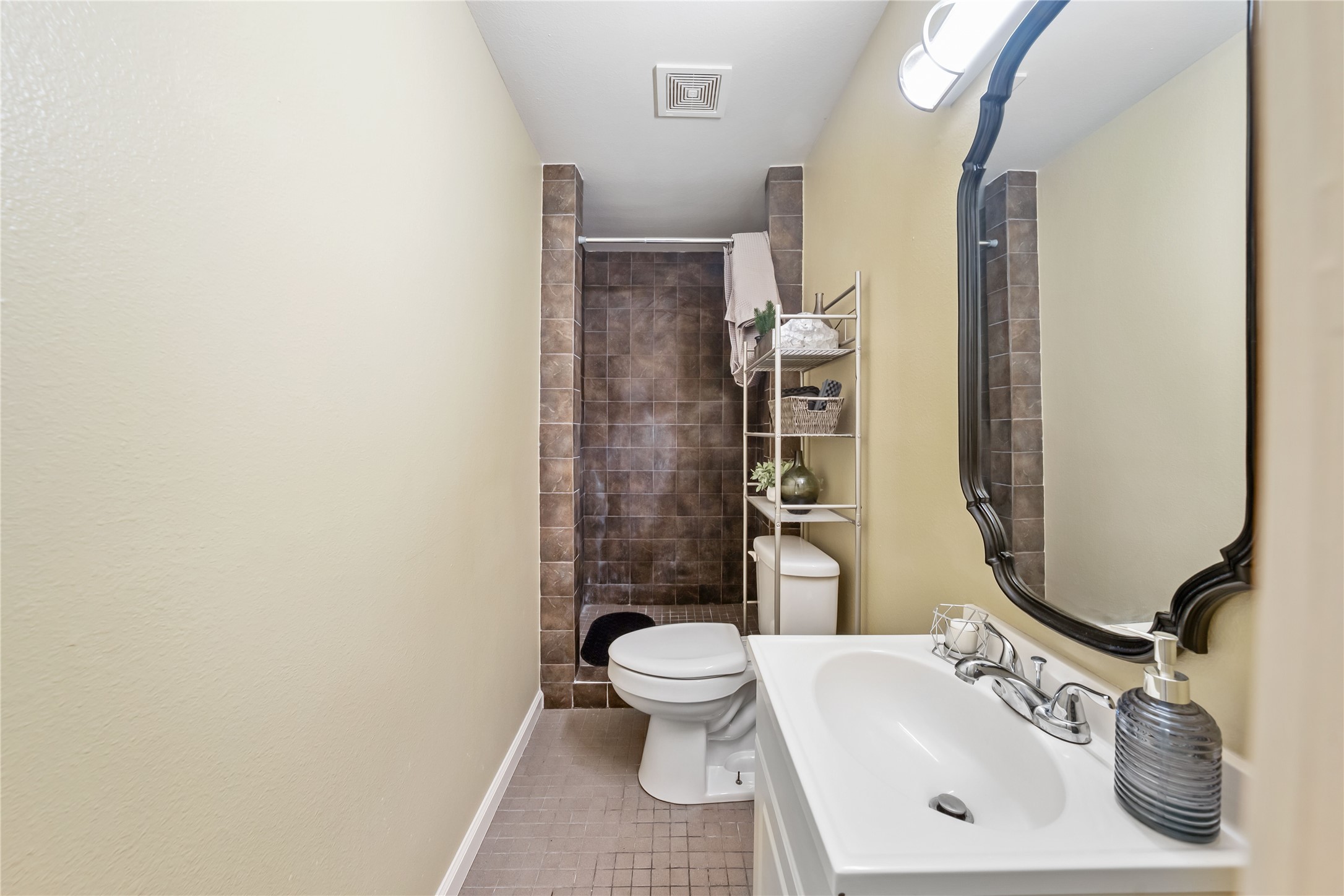 209 N Mcgraw Street Forney TX 75126