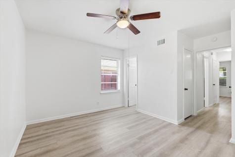 2649 Hillsboro Avenue Dallas TX 75228