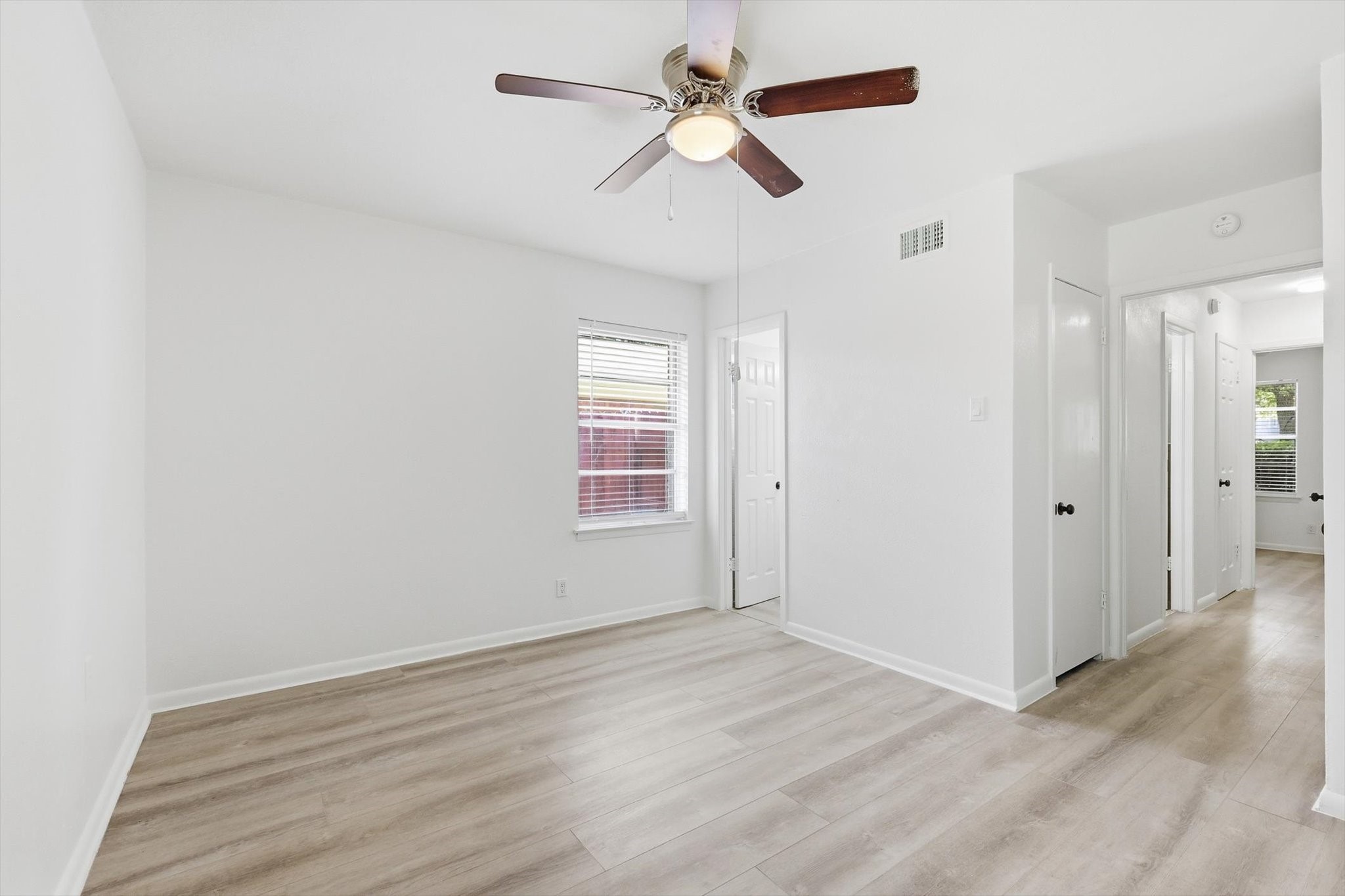 2649 Hillsboro Avenue Dallas TX 75228