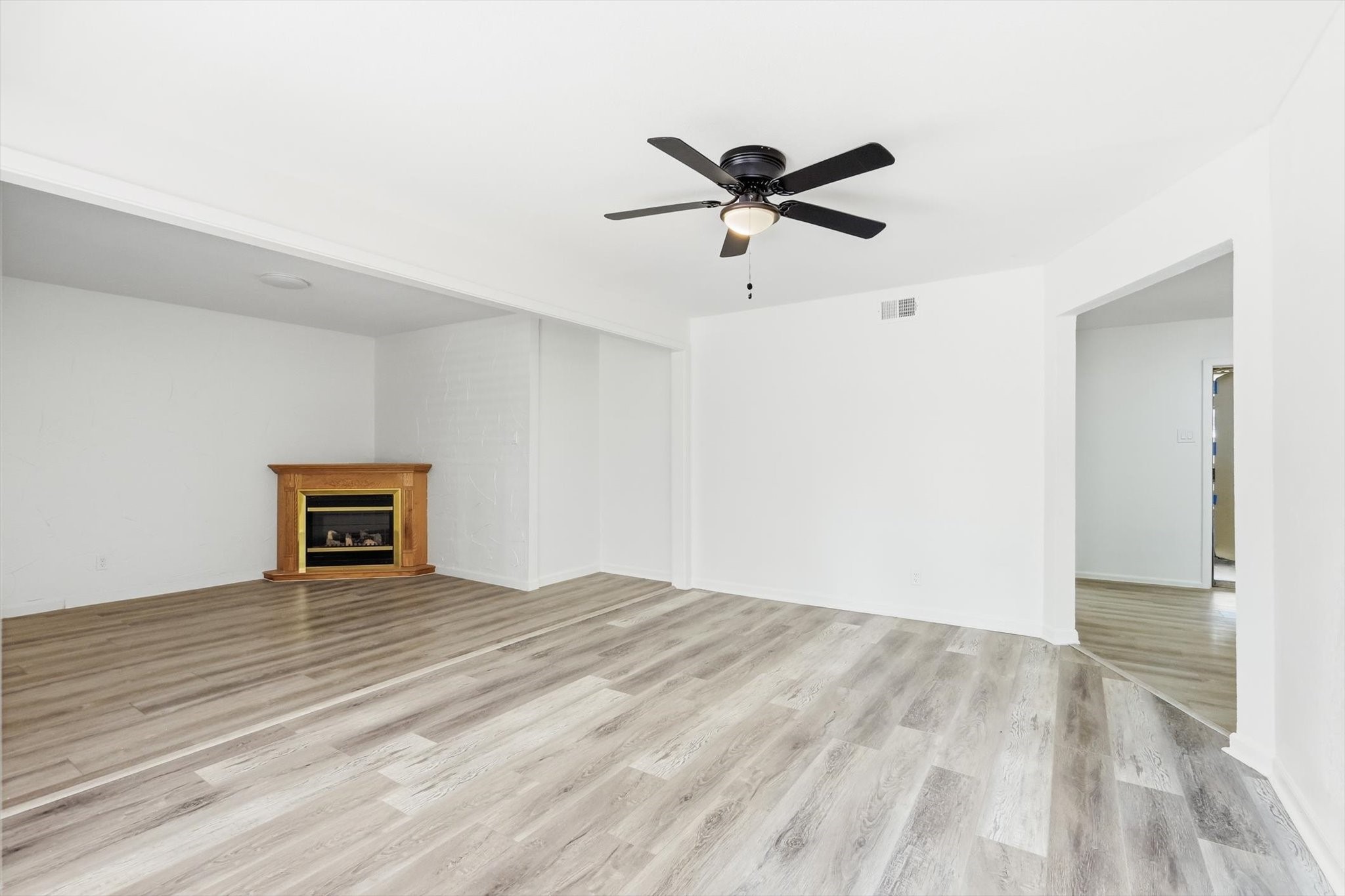 2649 Hillsboro Avenue Dallas TX 75228