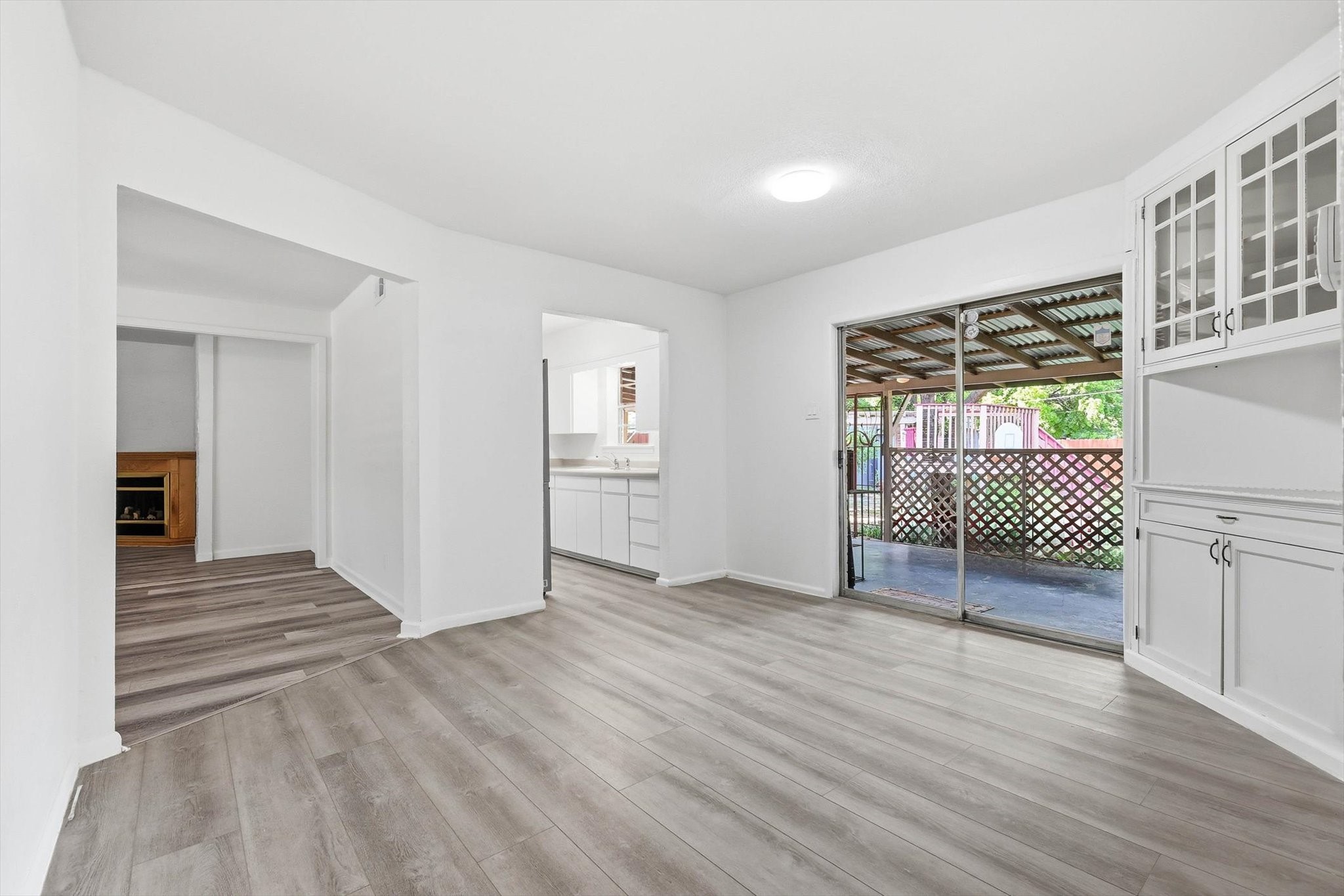2649 Hillsboro Avenue Dallas TX 75228