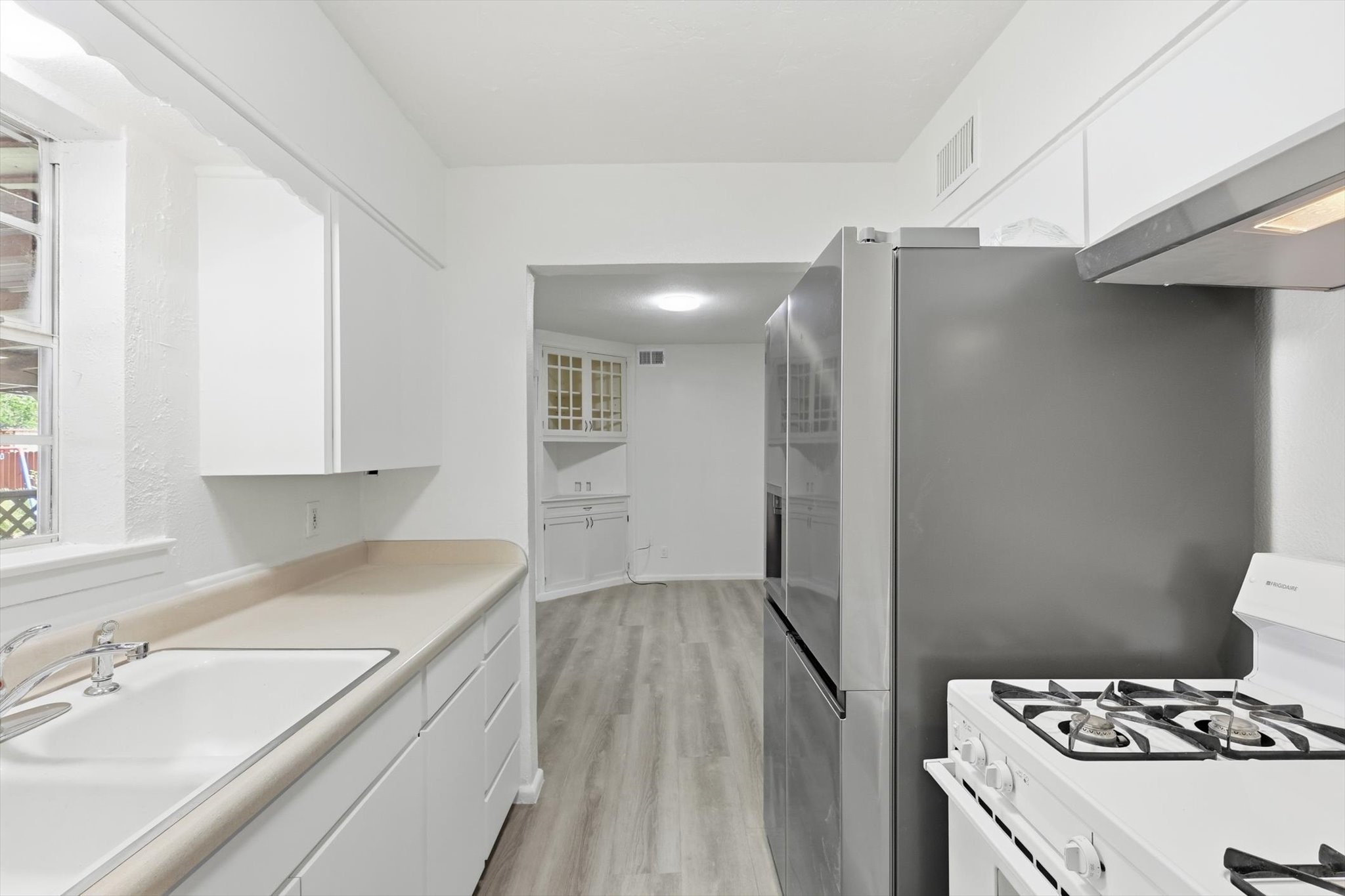 2649 Hillsboro Avenue Dallas TX 75228