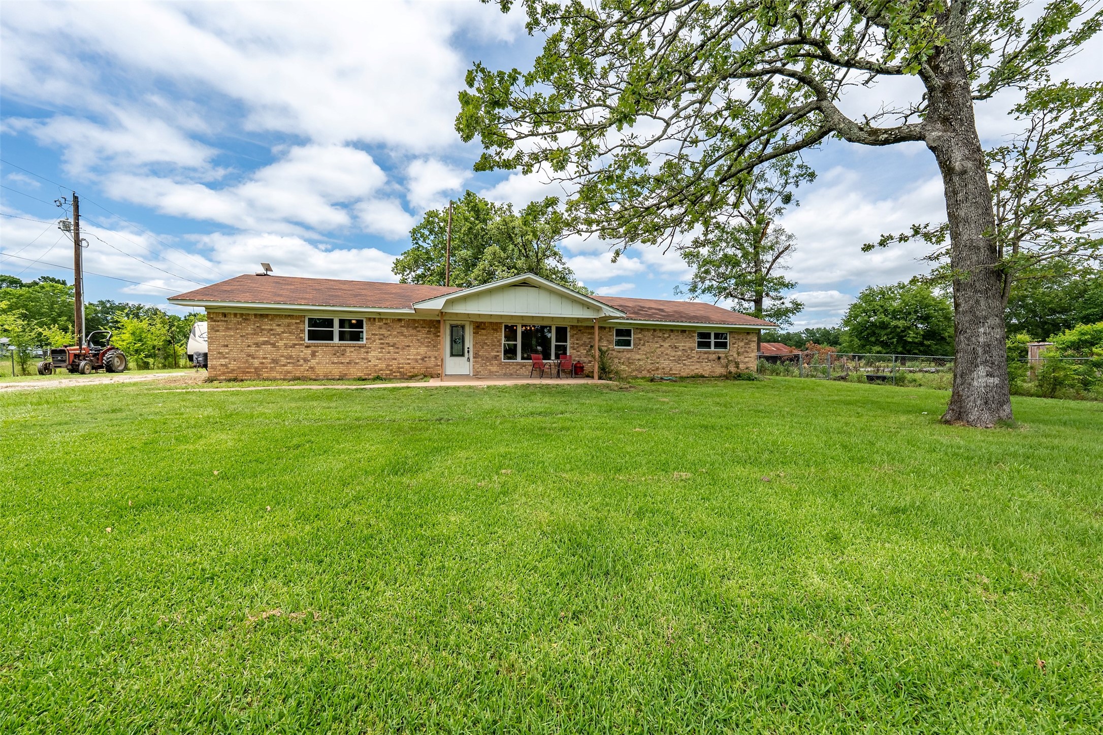 7037 E U.s. Highway 80 Hawkins TX 75765