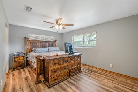 7037 E U.s. Highway 80 Hawkins TX 75765
