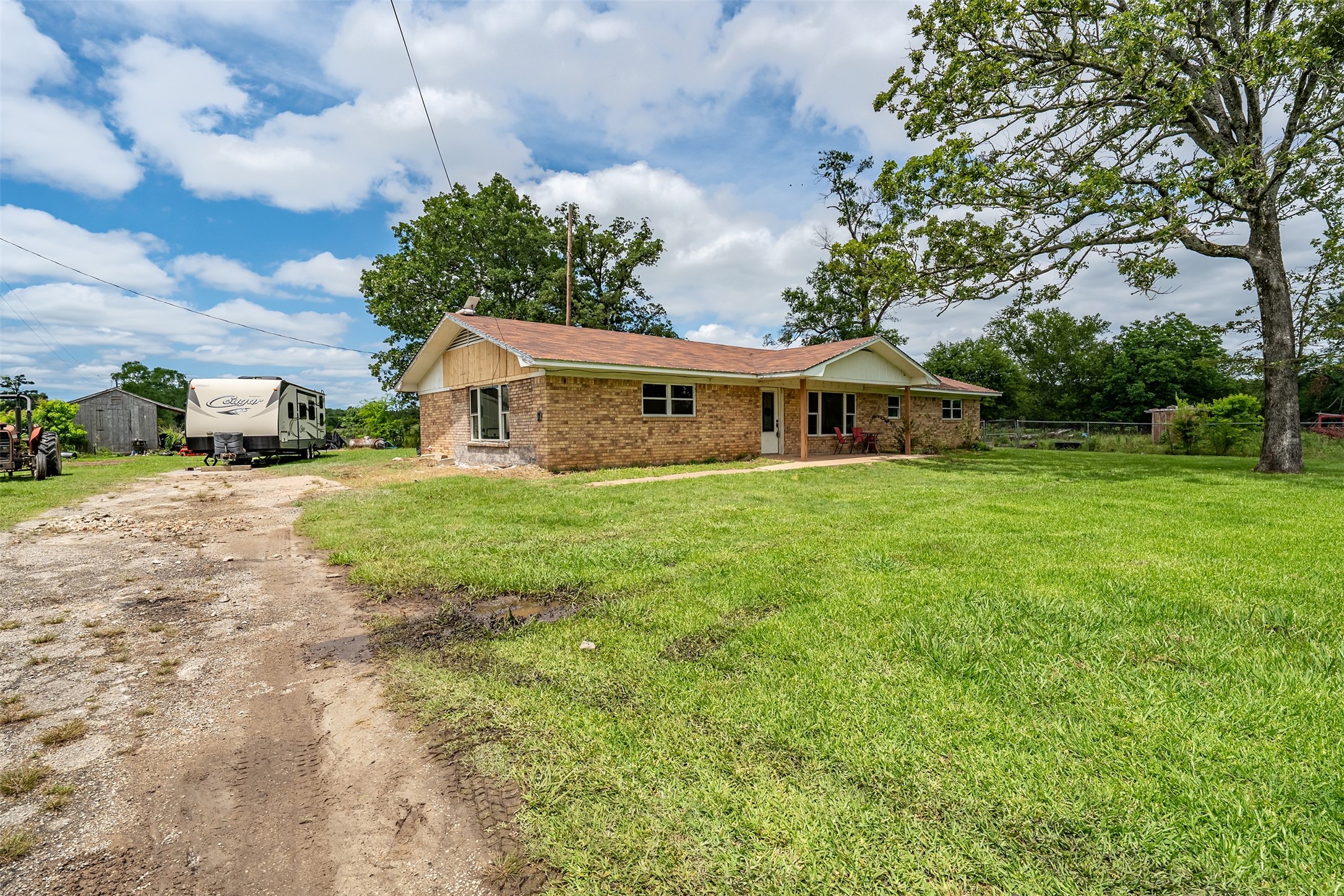 7037 E U.s. Highway 80 Hawkins TX 75765