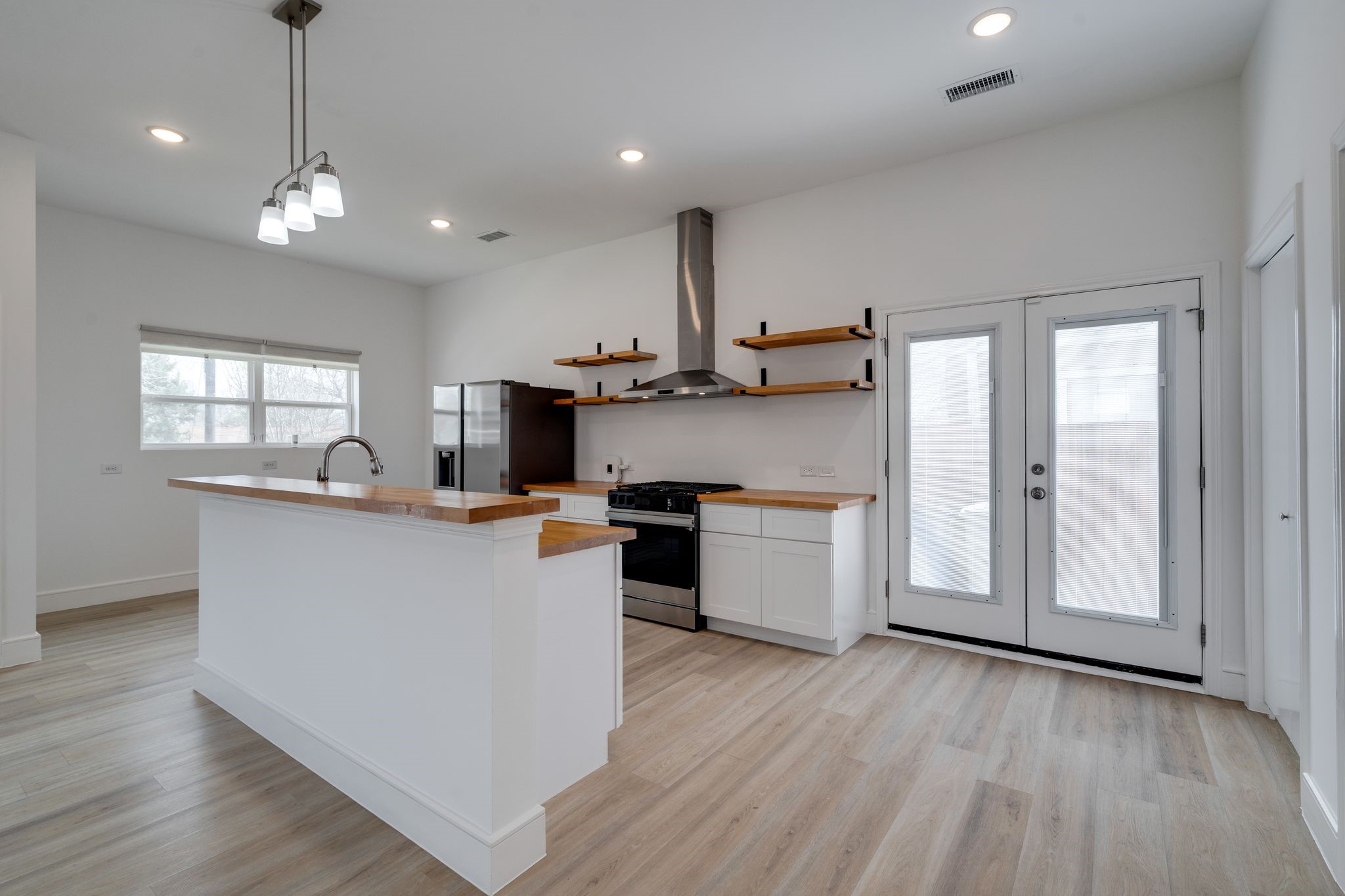 2323 Douglas Avenue Dallas TX 75219