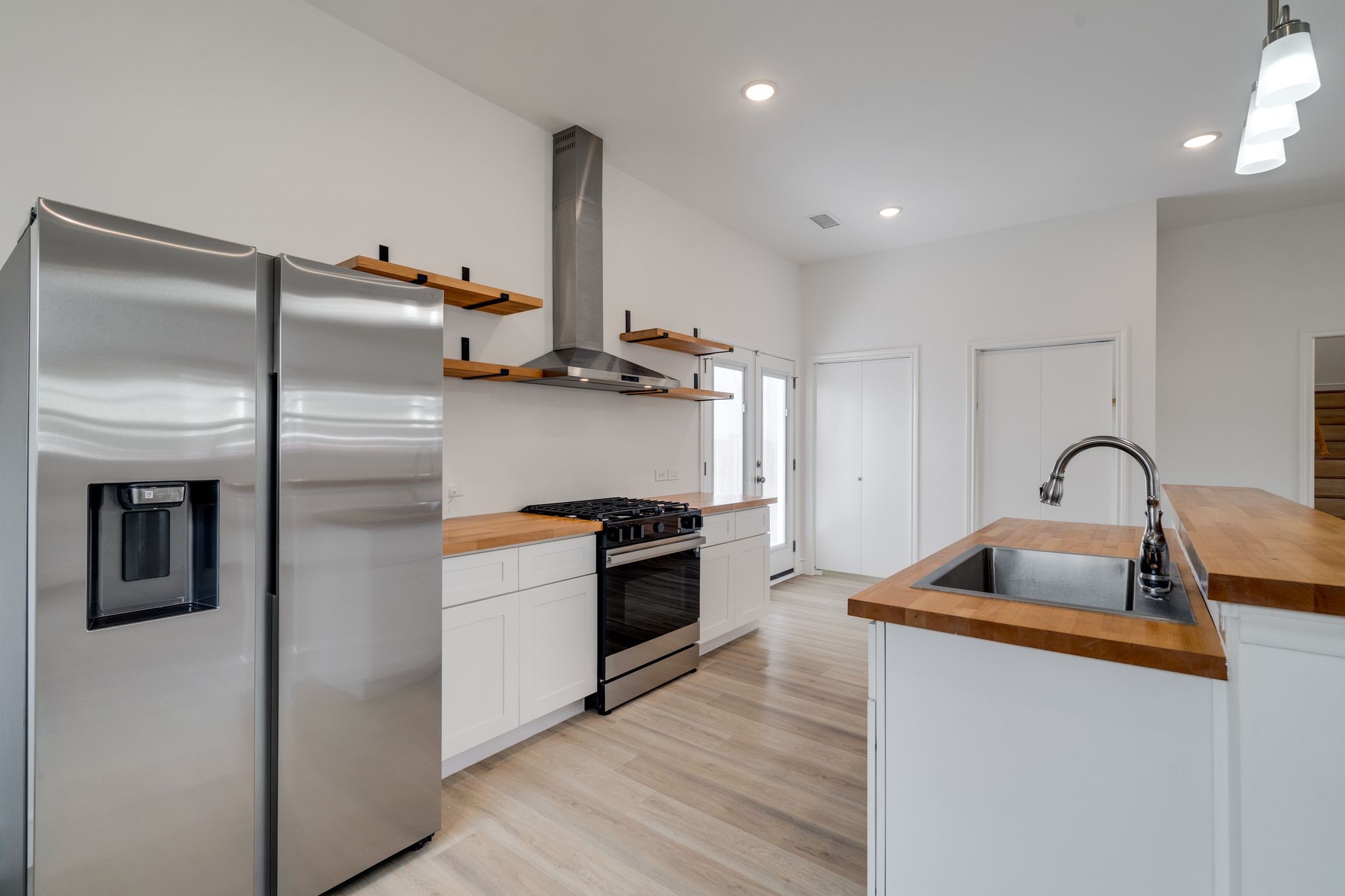 2323 Douglas Avenue Dallas TX 75219