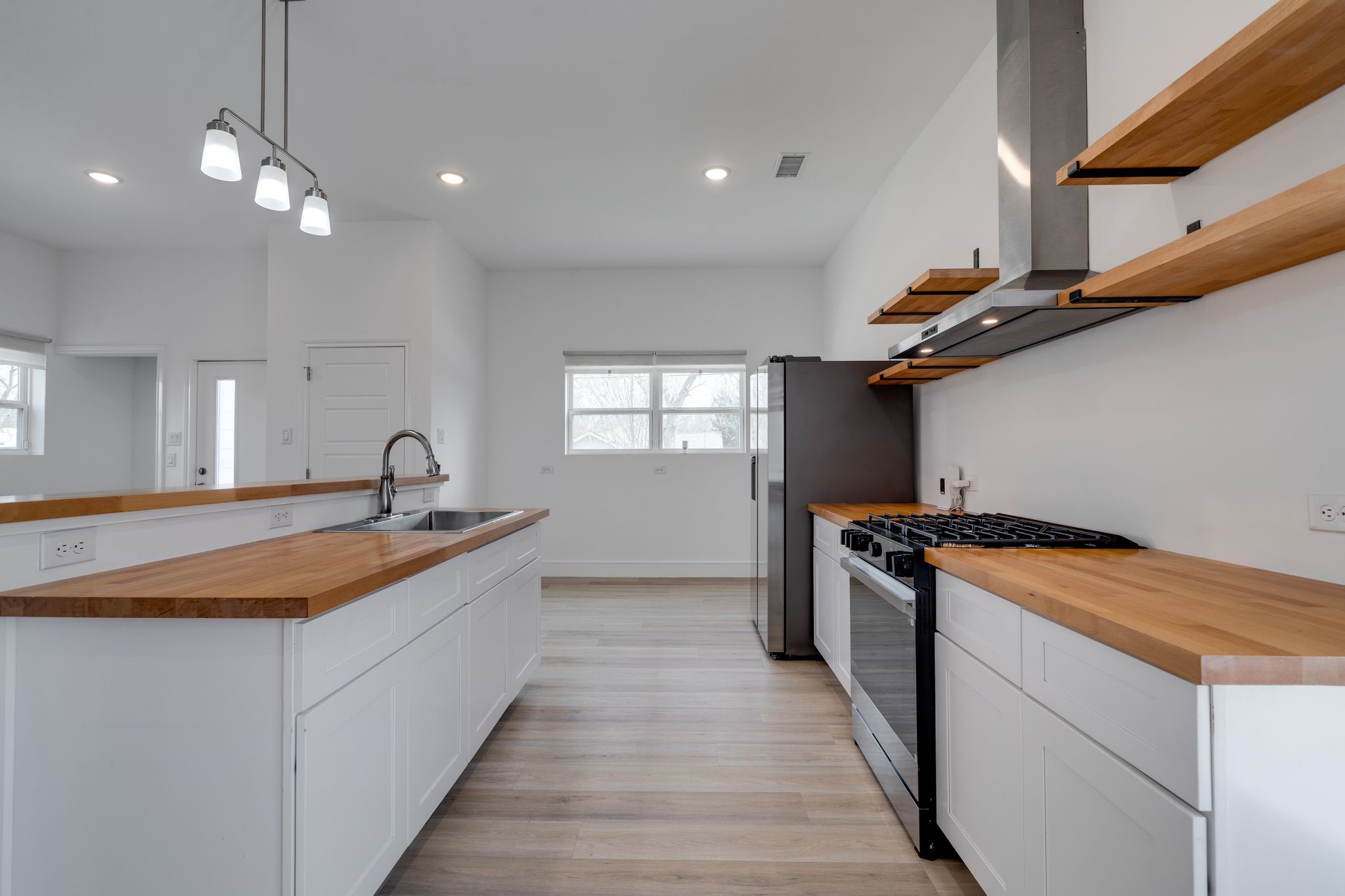 2323 Douglas Avenue Dallas TX 75219